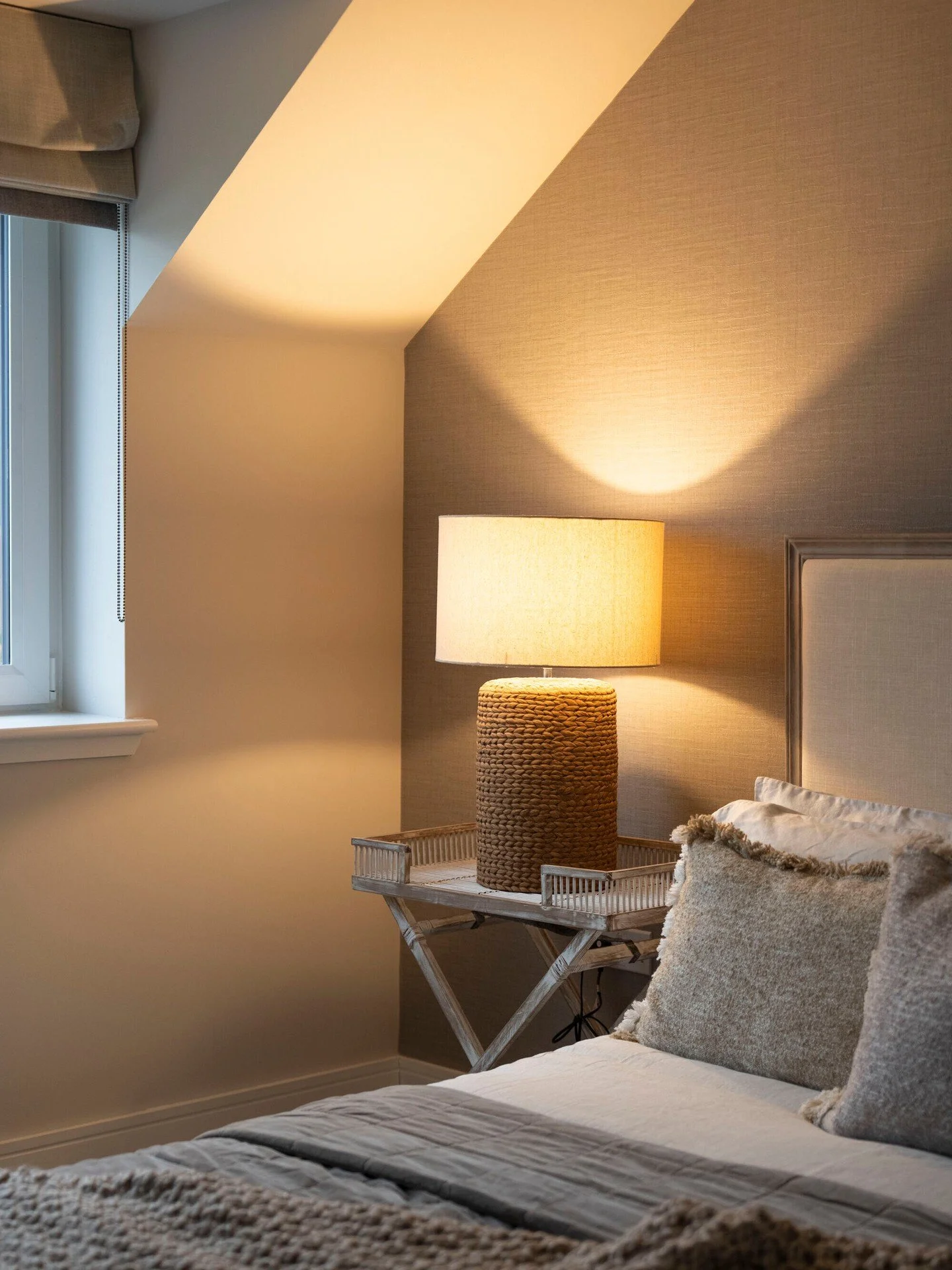 Left or right side of the bed? 

From books to blooms, good nights start with a perfectly styled bedside.

📌 Carmichael Homes