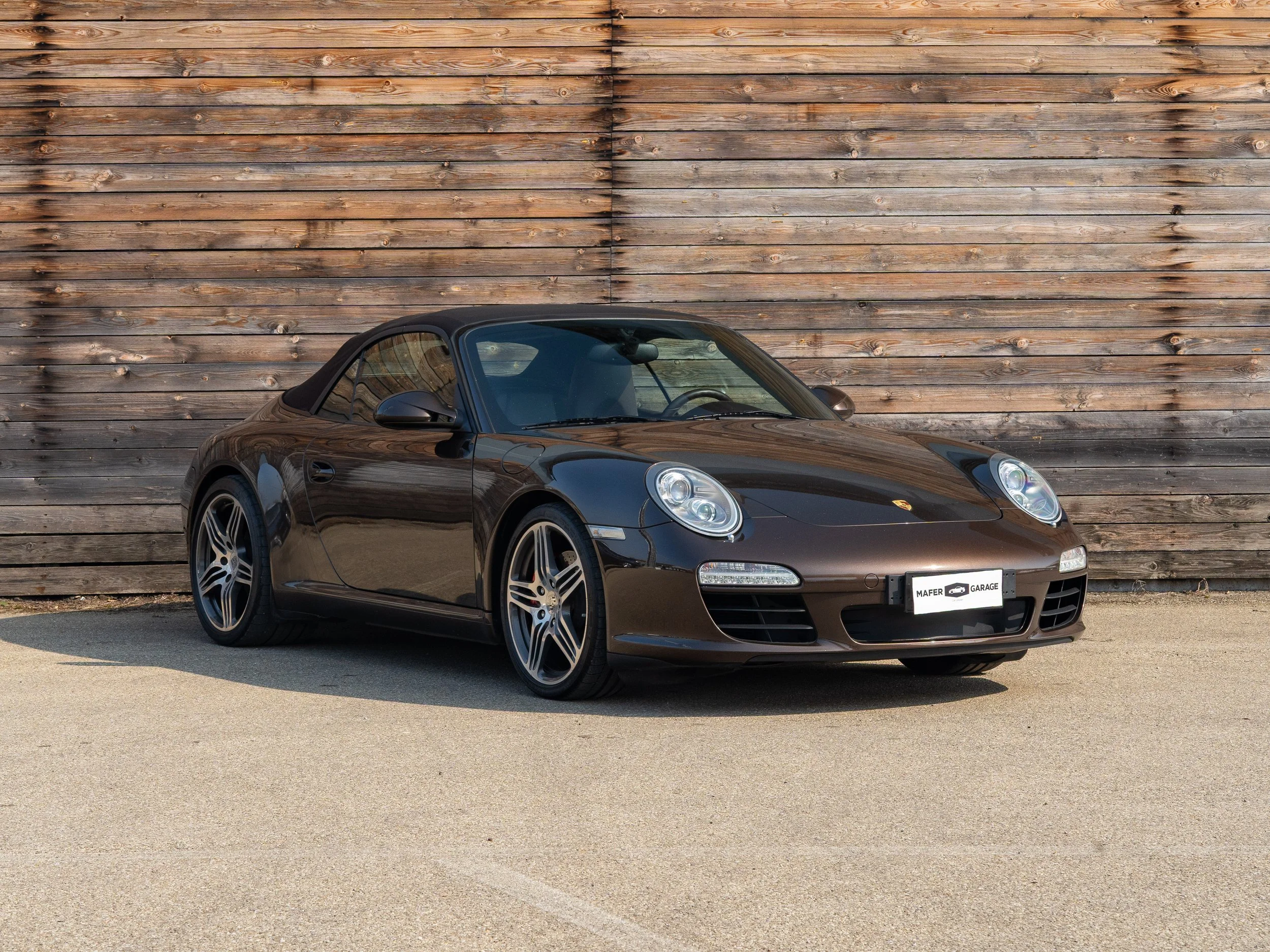 PORSCHE 997.2 CARRERA S - MACADAMIA - COCOA