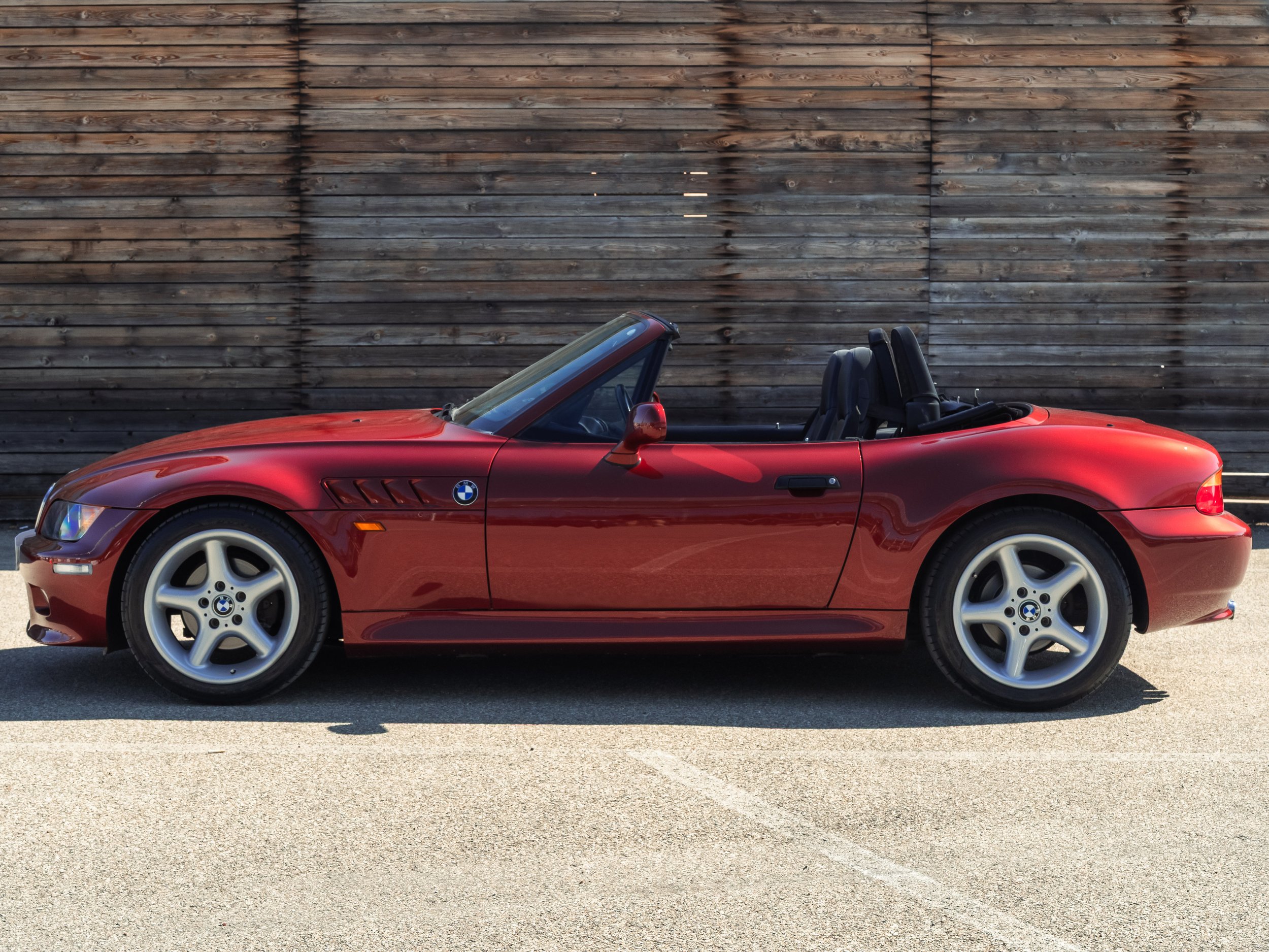 AT-03119.jpg