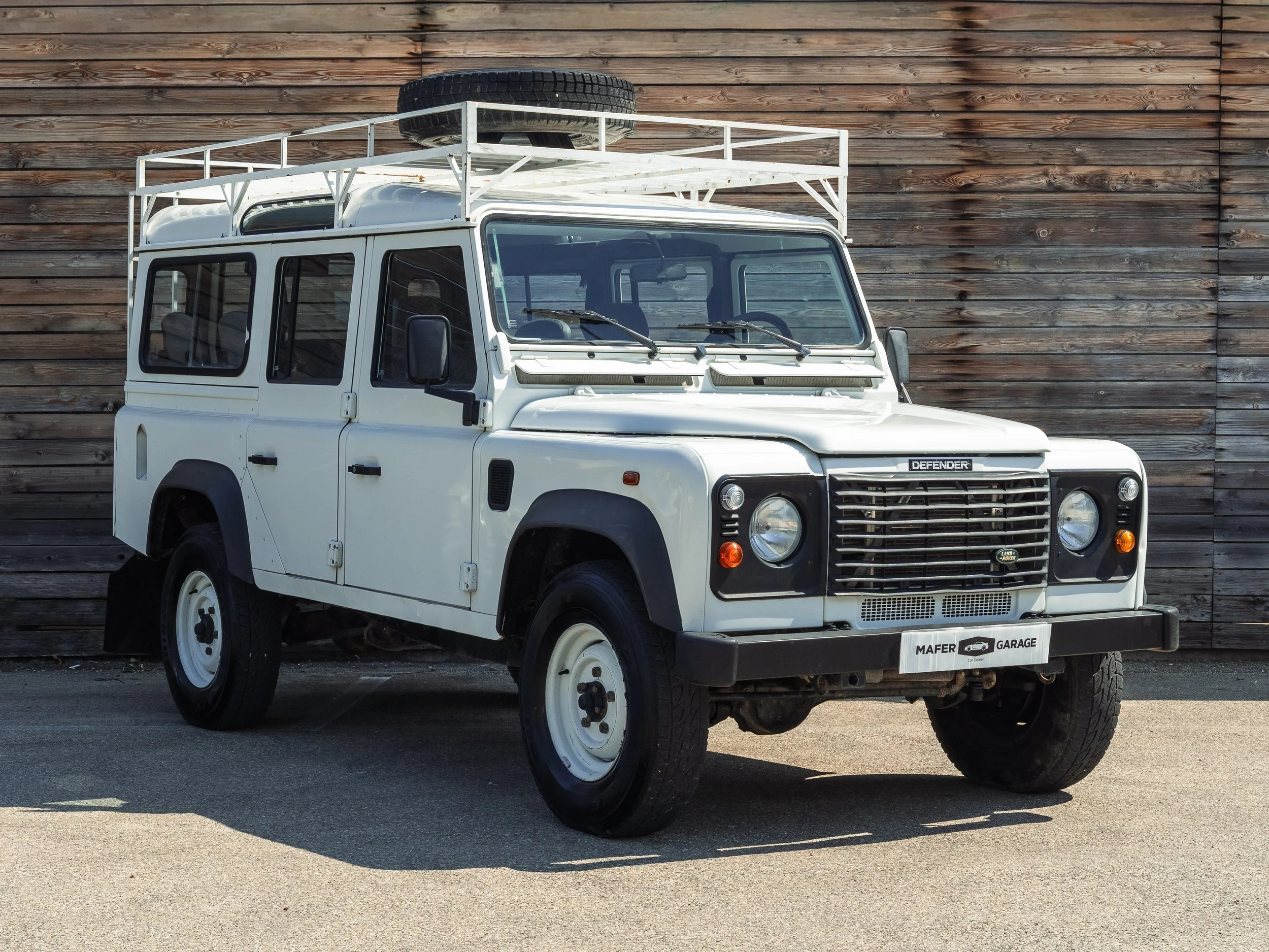 LAND ROVER - DEFENDER - TD5 - AUTOVETTURA - 9 POSTI 
