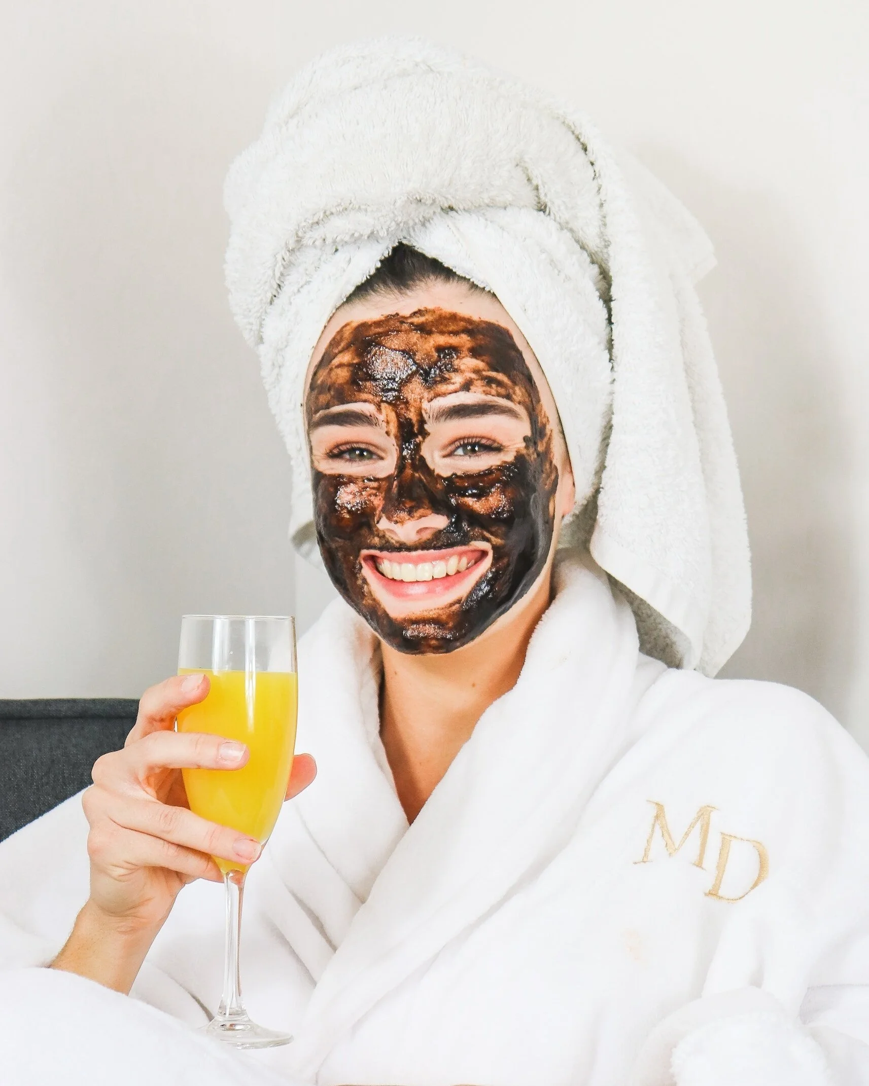The Big Blackhead Battle: Your Weapon Against Breakouts - arytm0x