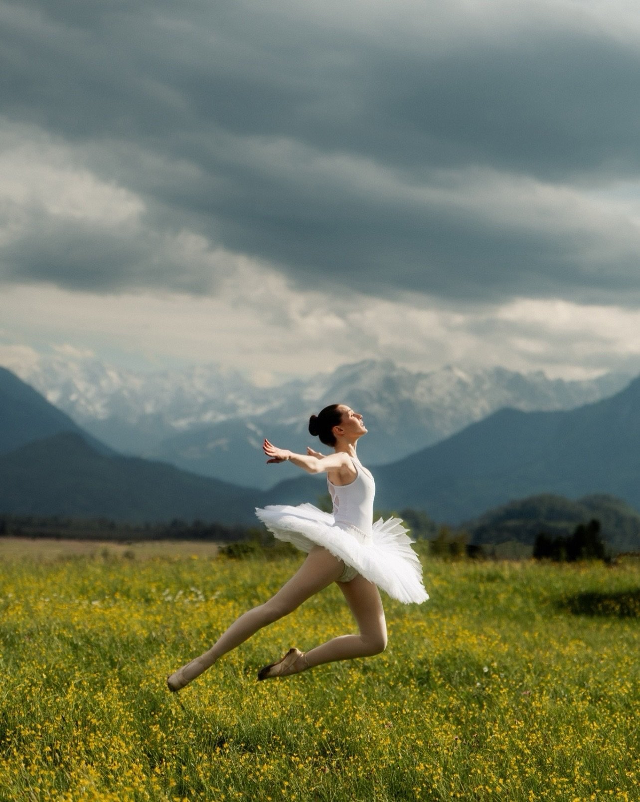 Part 3: the models photoshoot
Every year at the same time - in early spring - Sony gathers us to recharge our inspiration. Some beautiful place every time. But the inspiration isn&rsquo;t in the location, it&rsquo;s in the people. The Sony people are