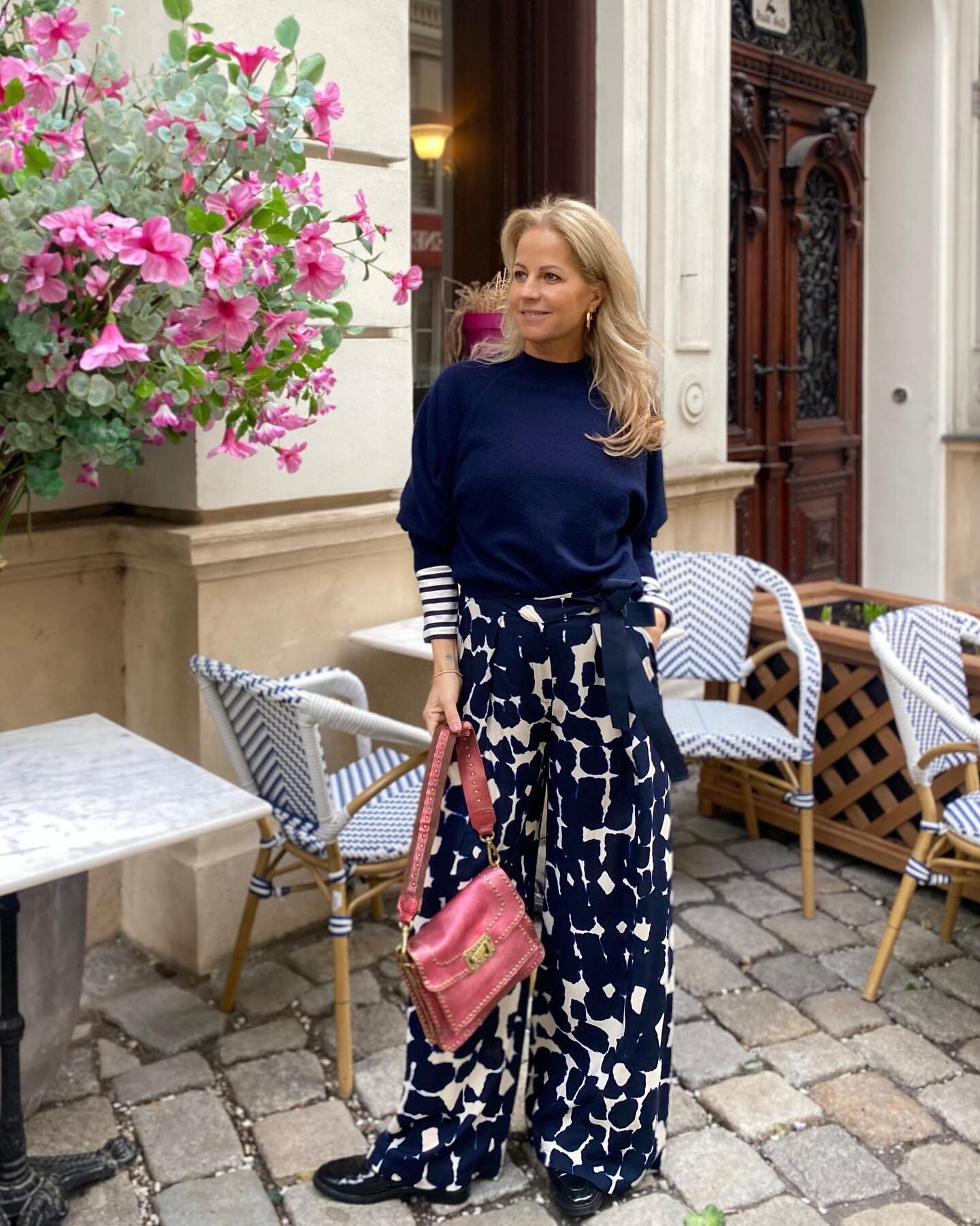 Spring&rsquo;24 is almost here!🥳🌸

Get some inspiration from Spodd. Our new pink leather bag, wide-leg trousers with belt bow (by the way,bow trend is still with us🎀) and pullovers. 

Total outfit is available in store💗

#pinkbag #viennafashion #
