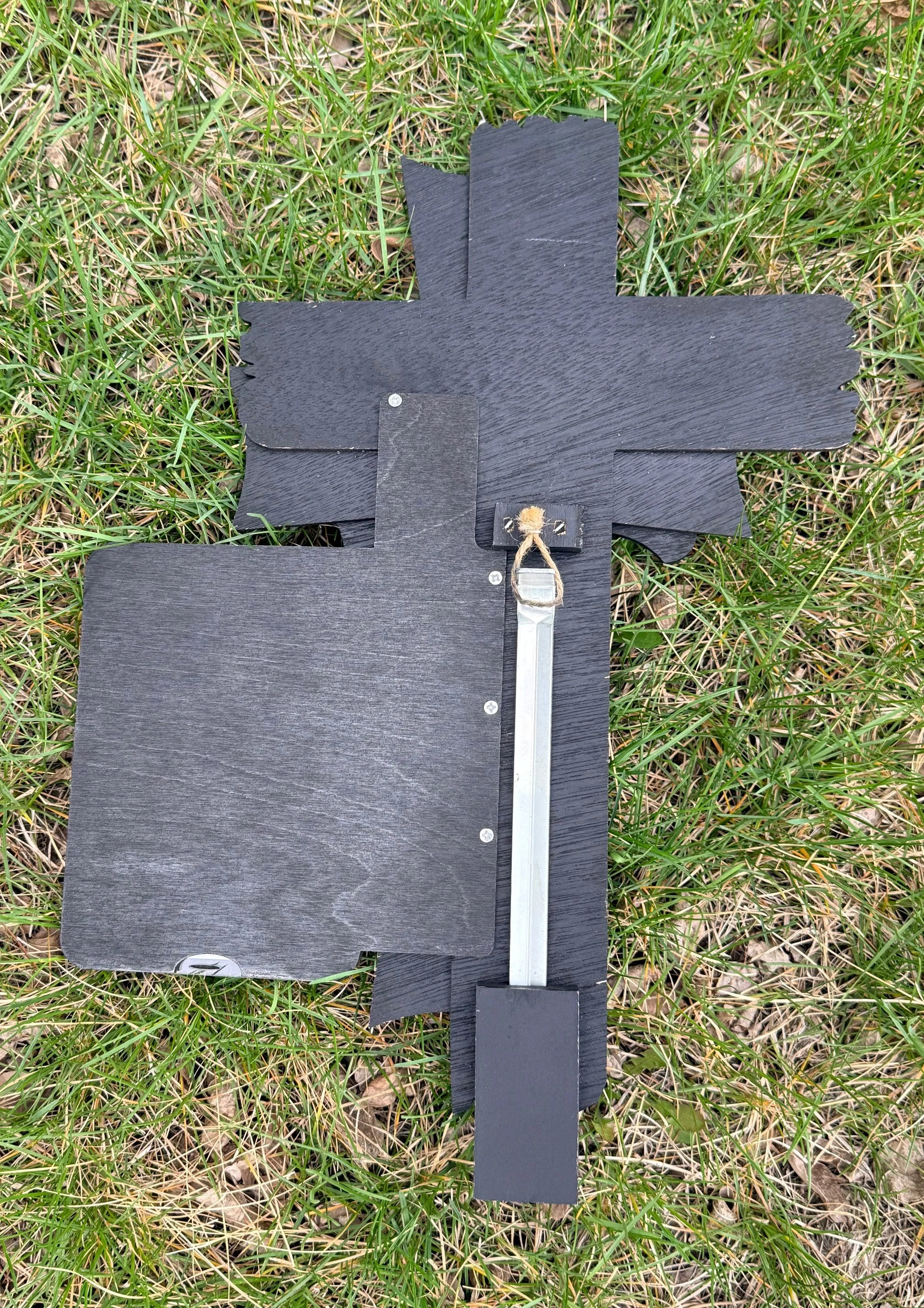 Cross w Picture Frame 6.jpeg