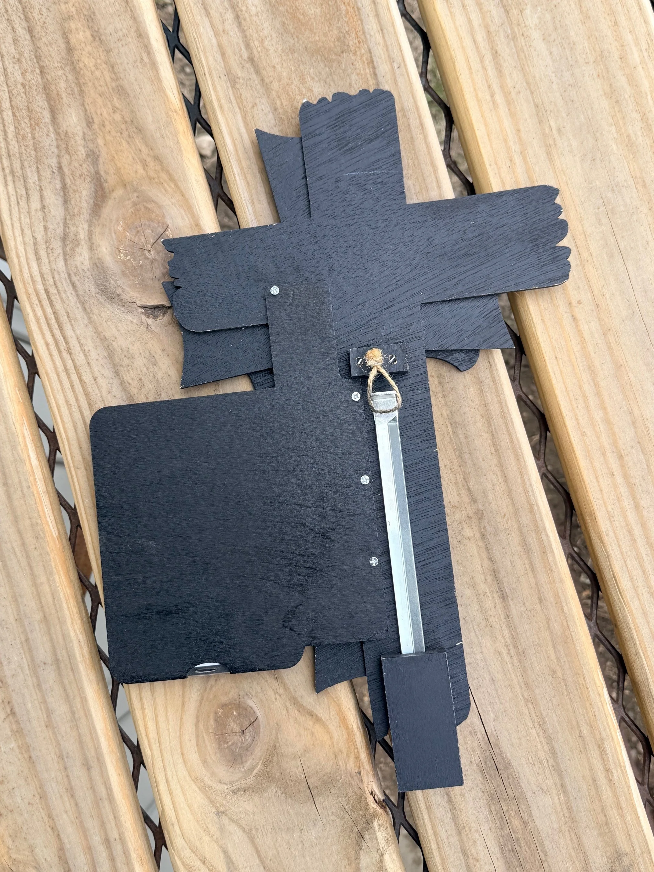 Cross w Picture Frame 4.jpeg