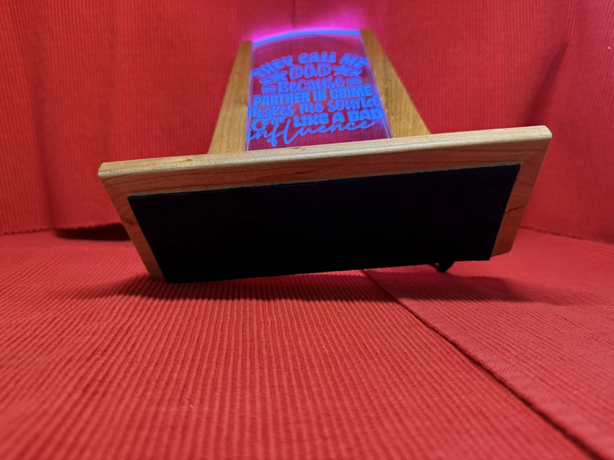 Bottom Vertical Acrylic Light.JPEG