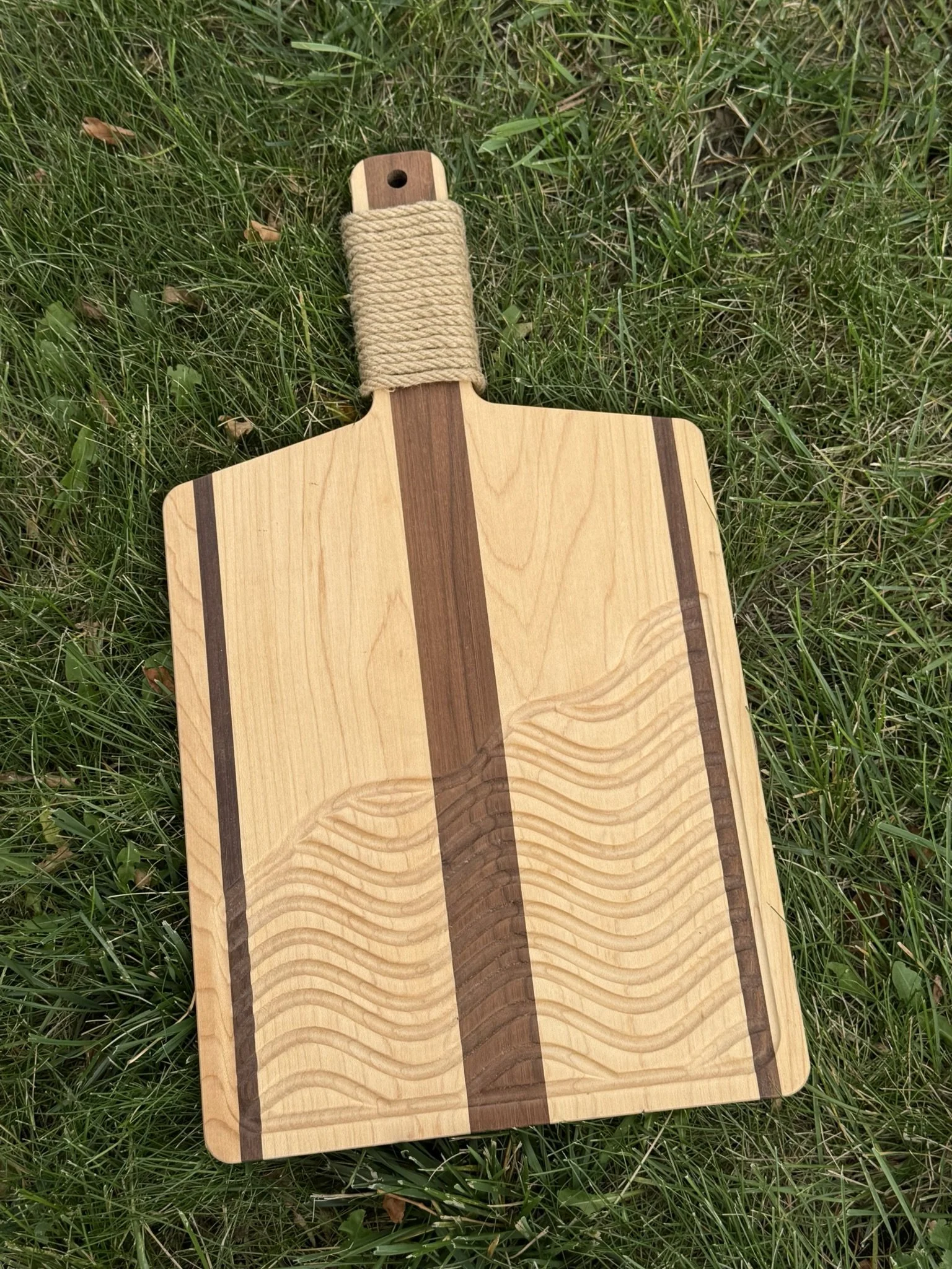 Charcuterie Tray rope handle.JPEG