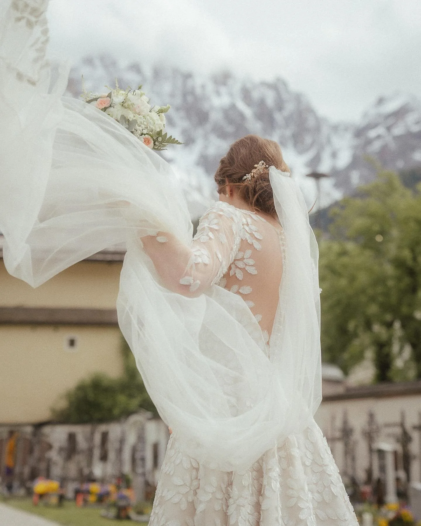 details of the bride 🤍