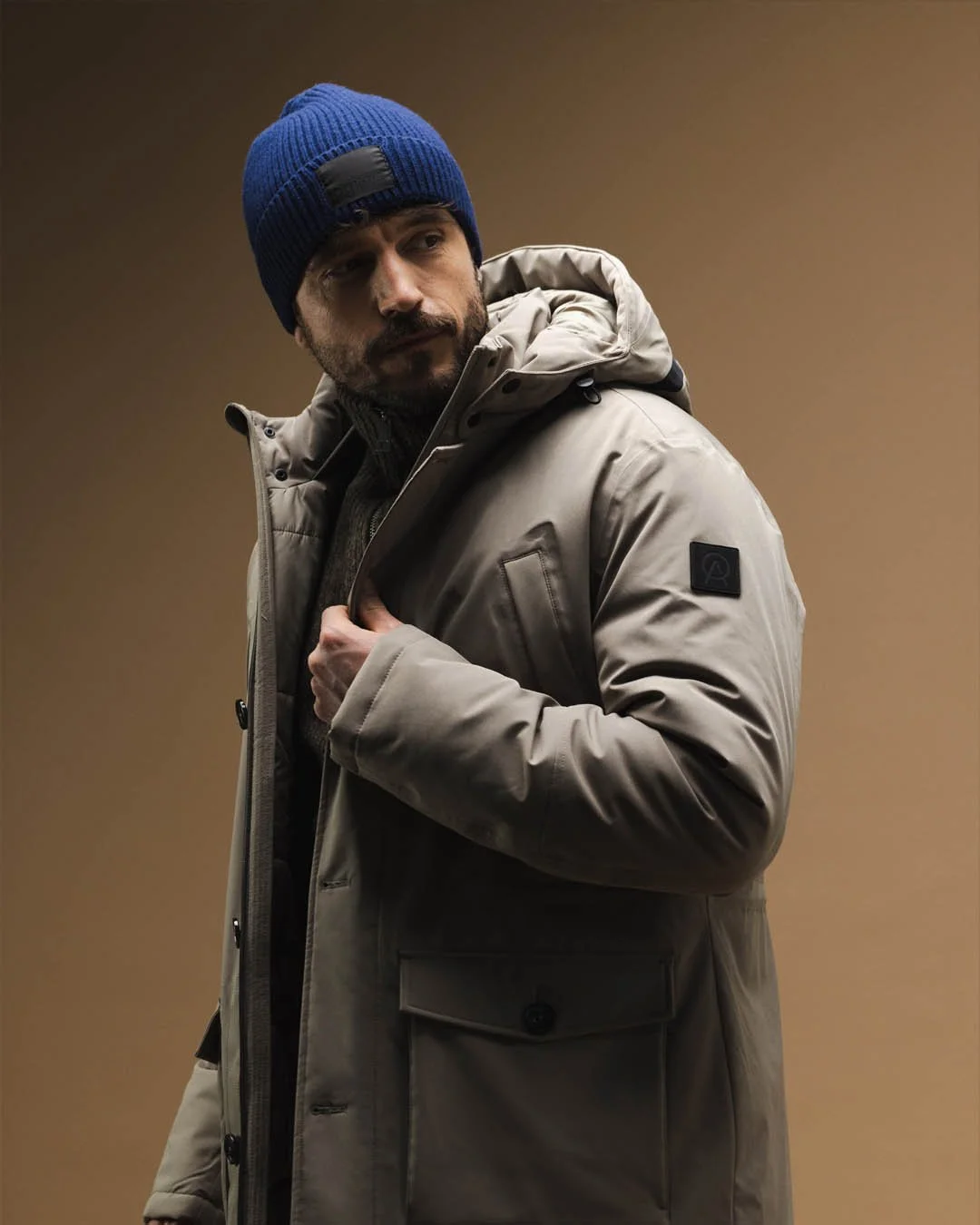 Form and texture work together to create a jacket that feels as refined as it looks. Carefully tailored lines, premium materials, and precise finishing define each piece, resulting in outerwear that delivers comfort with lasting character. Crafted wi