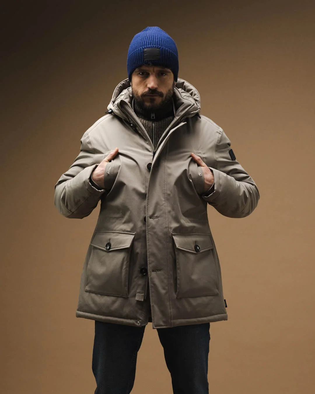 Agiato takes its name from the Italian idea of living well, a balance of comfort, confidence, and refinement. Created for the modern man, our jackets combine Italian inspired design with premium materials and everyday wearability, offering a refined 