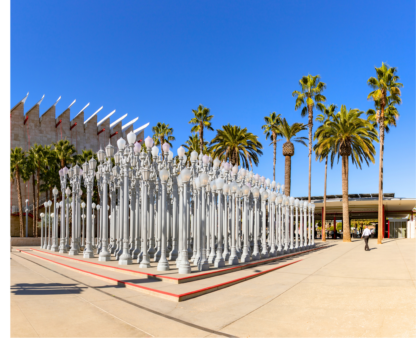 _HSC&A  Private Art Tours Pitch Deck  2026 (7).png