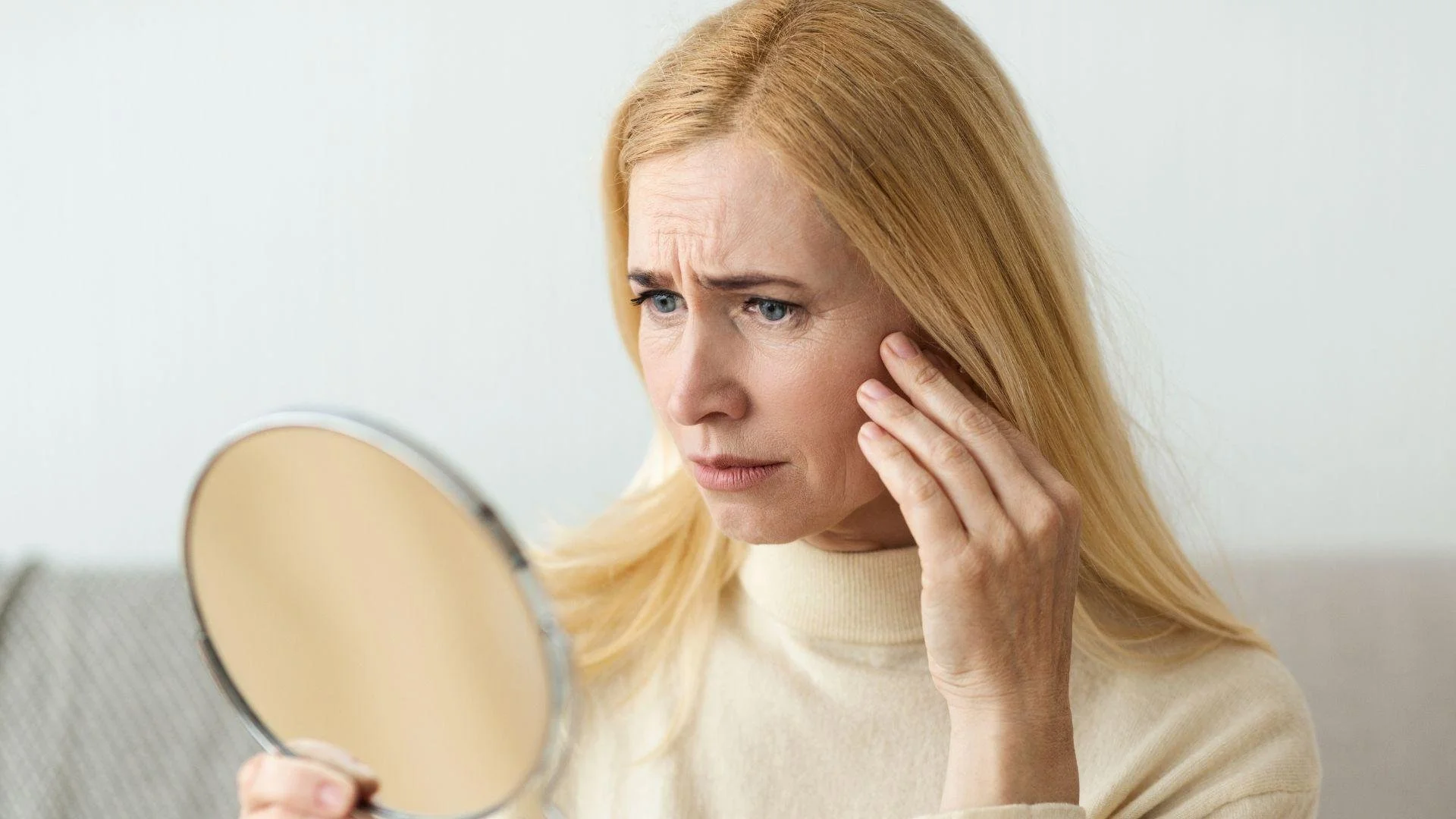 The Four Main Causes of Skin Aging