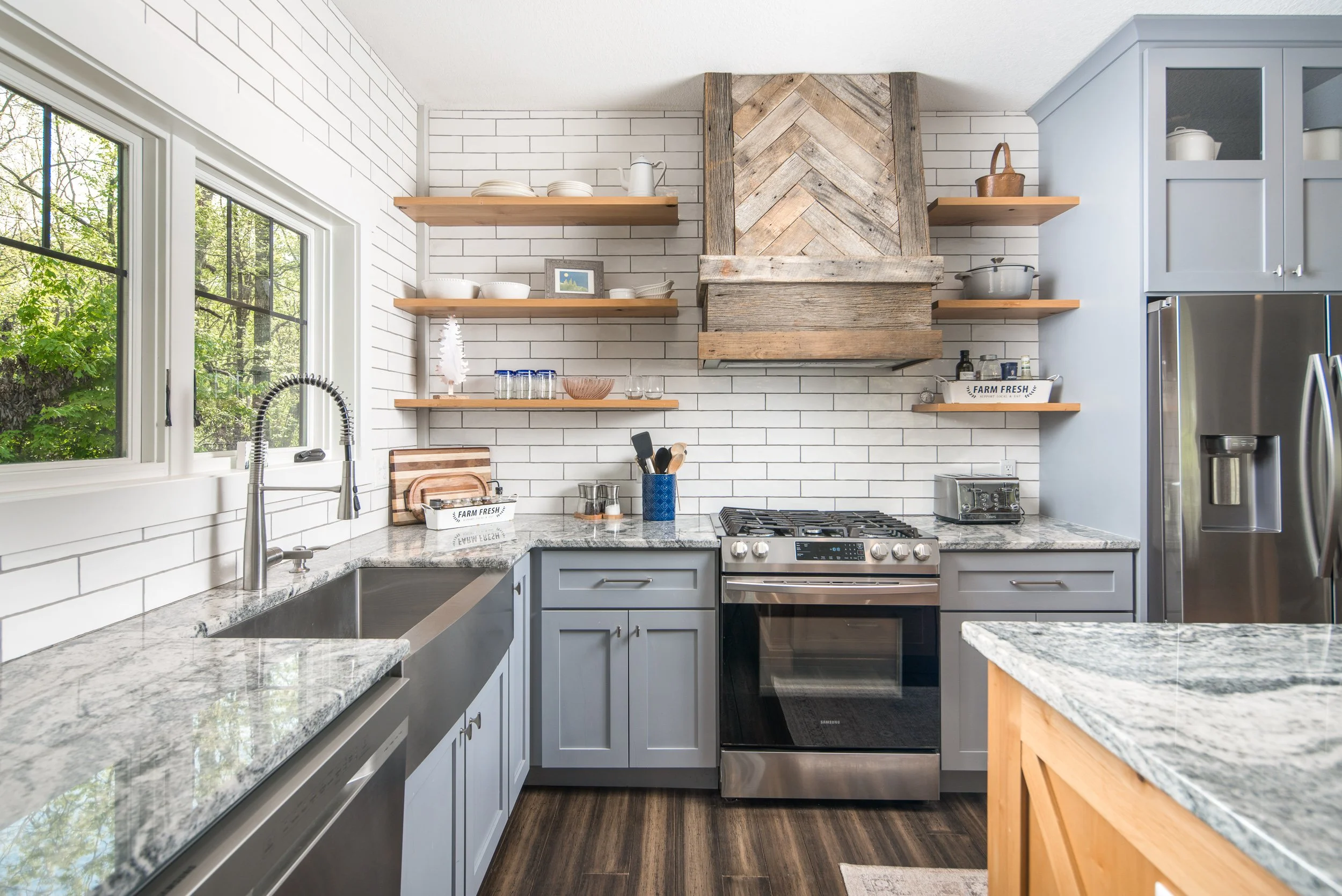 RBV-426 Springbrook Ln-10.jpg