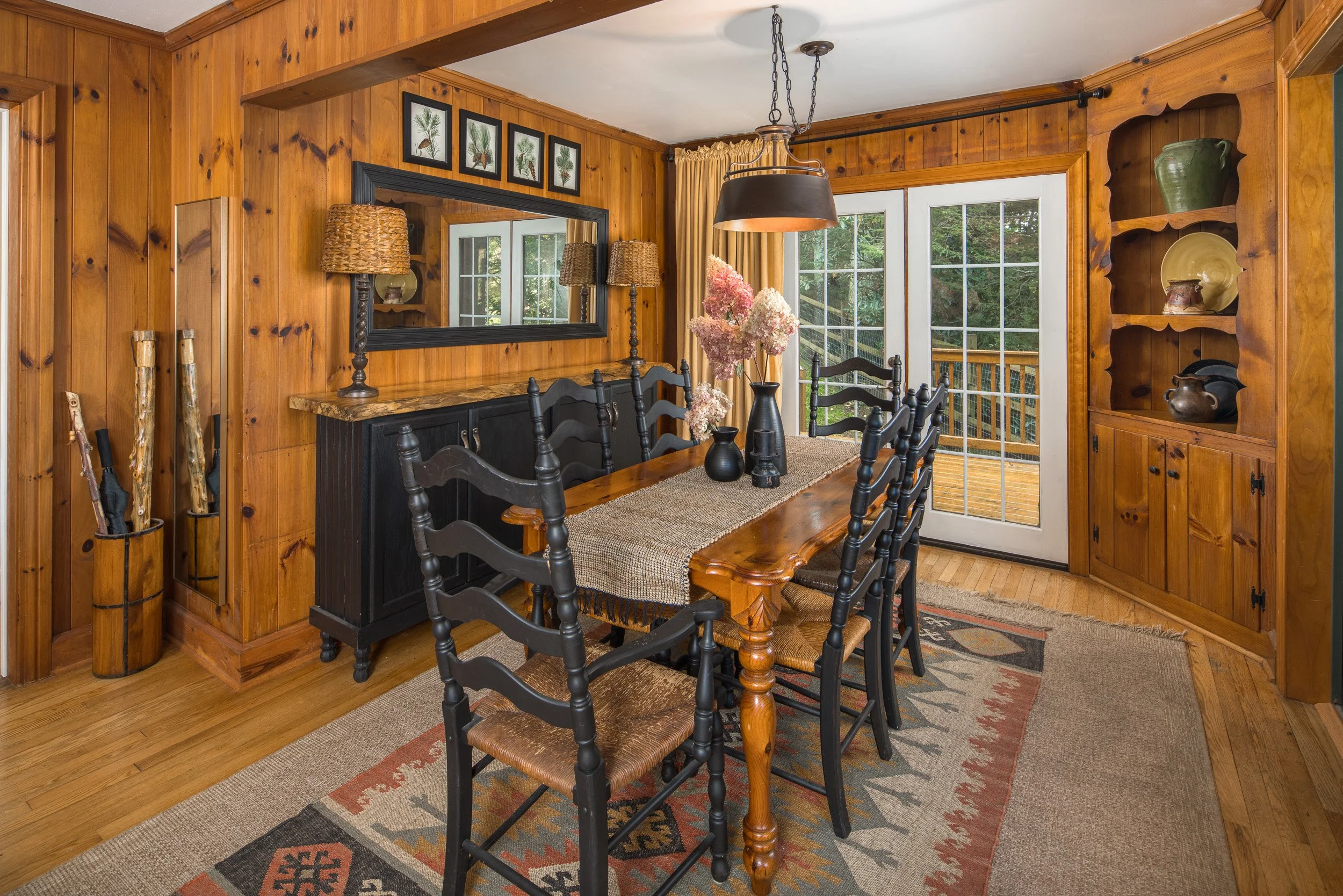 RBV-145 Maple Rd (Airbnb)-20.jpg