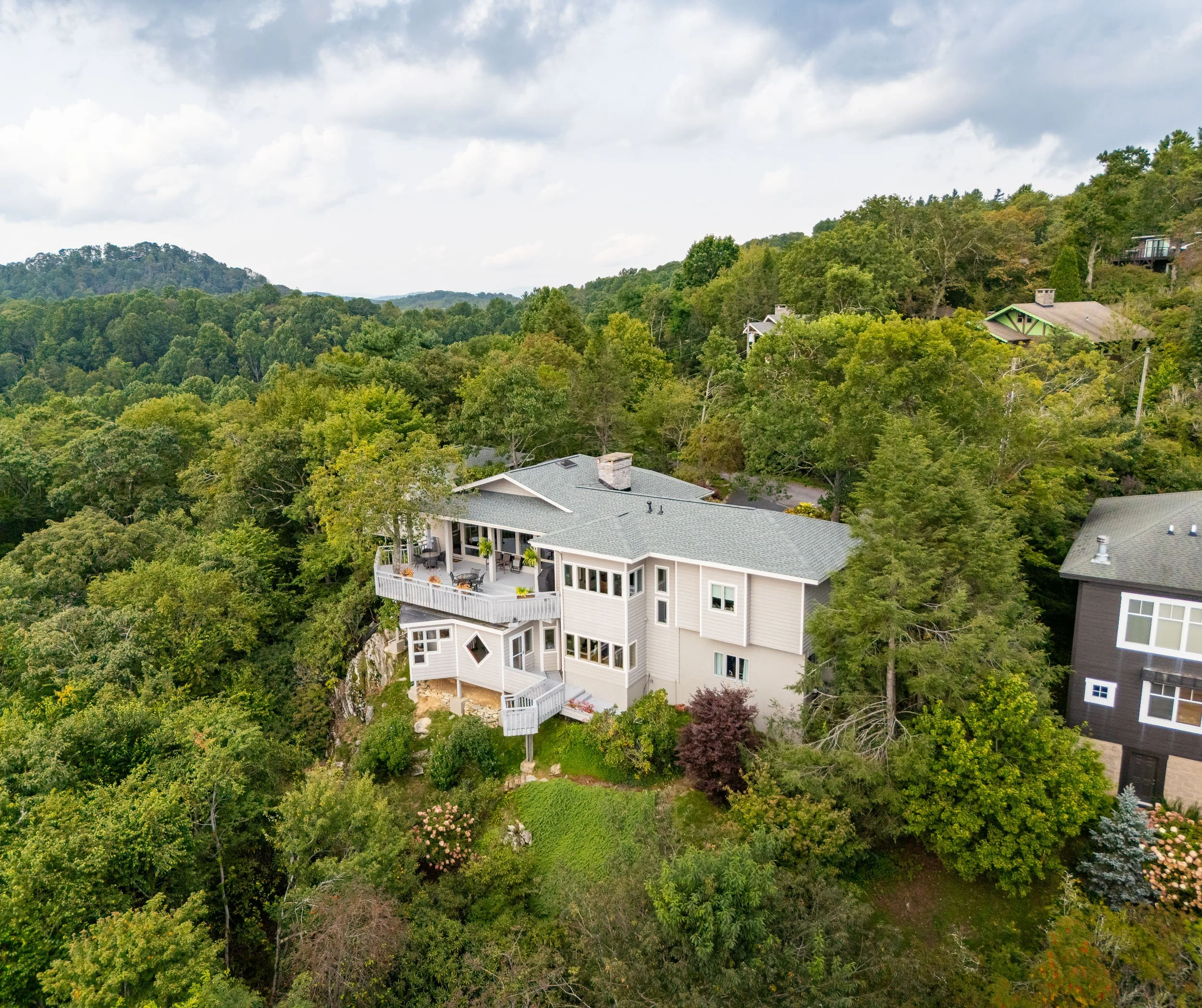 RBV-200 Longview Dr-69.jpg