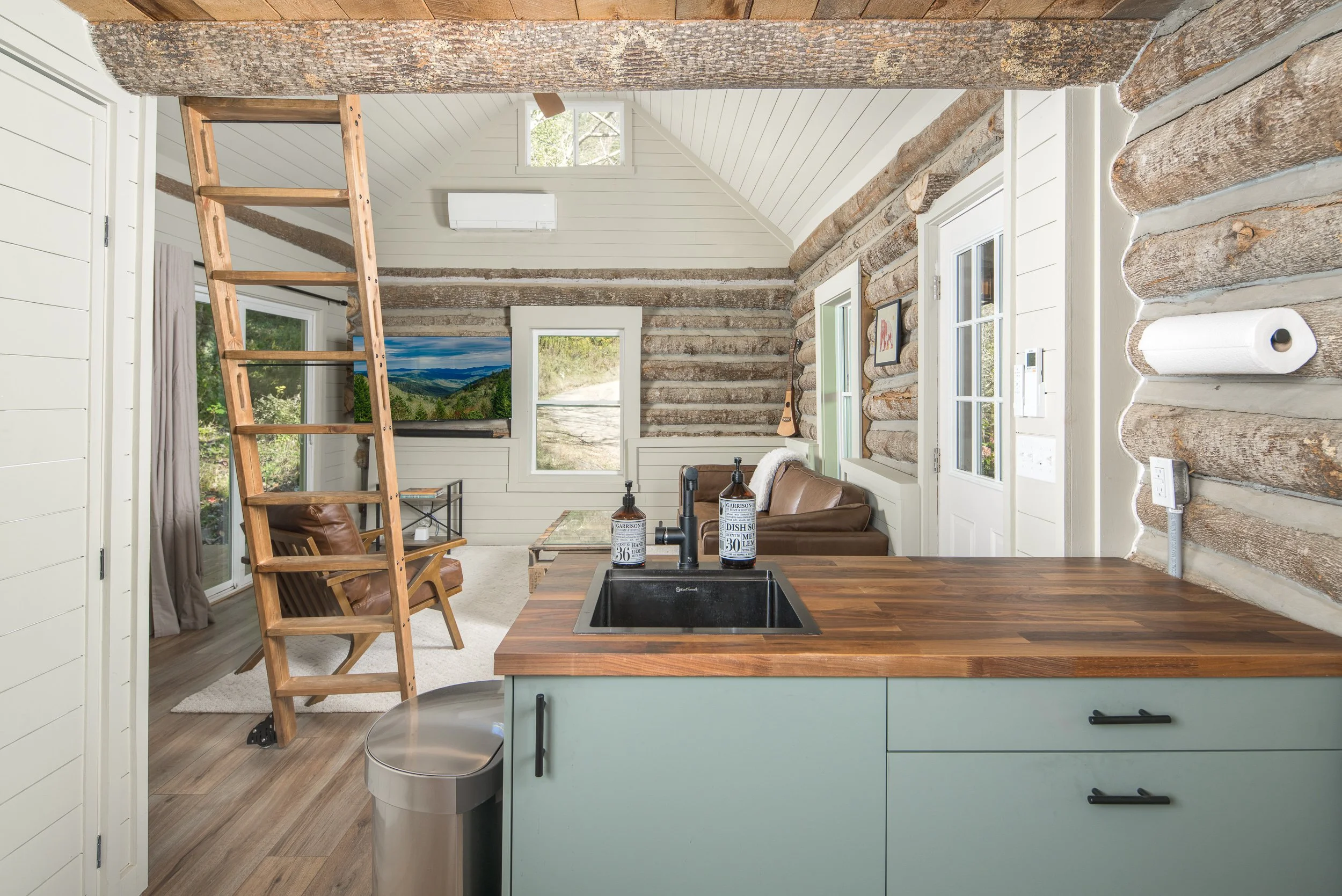 RBV-411 Apple Valley Rd-4.jpg