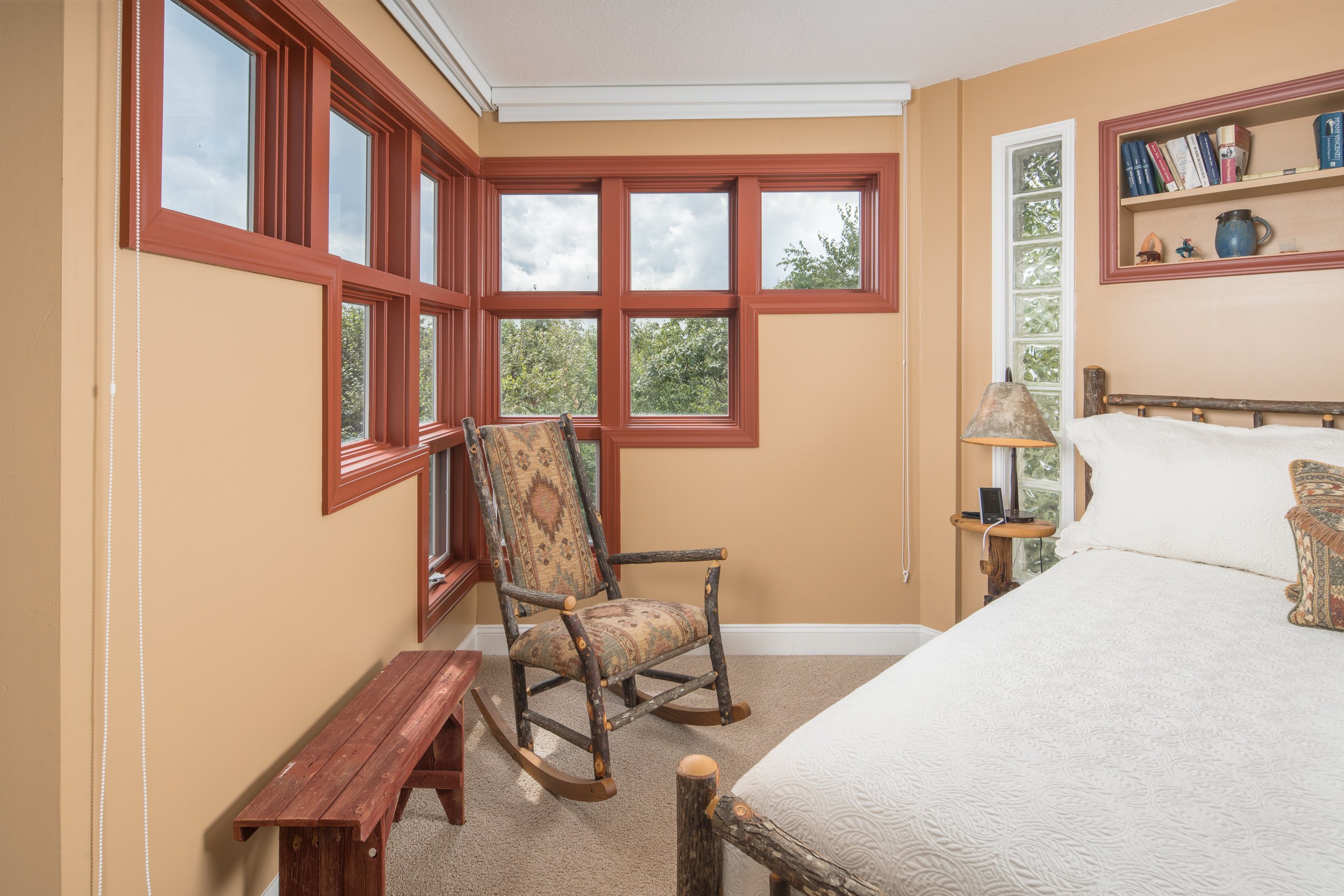 RBV-200 Longview Dr-28.jpg