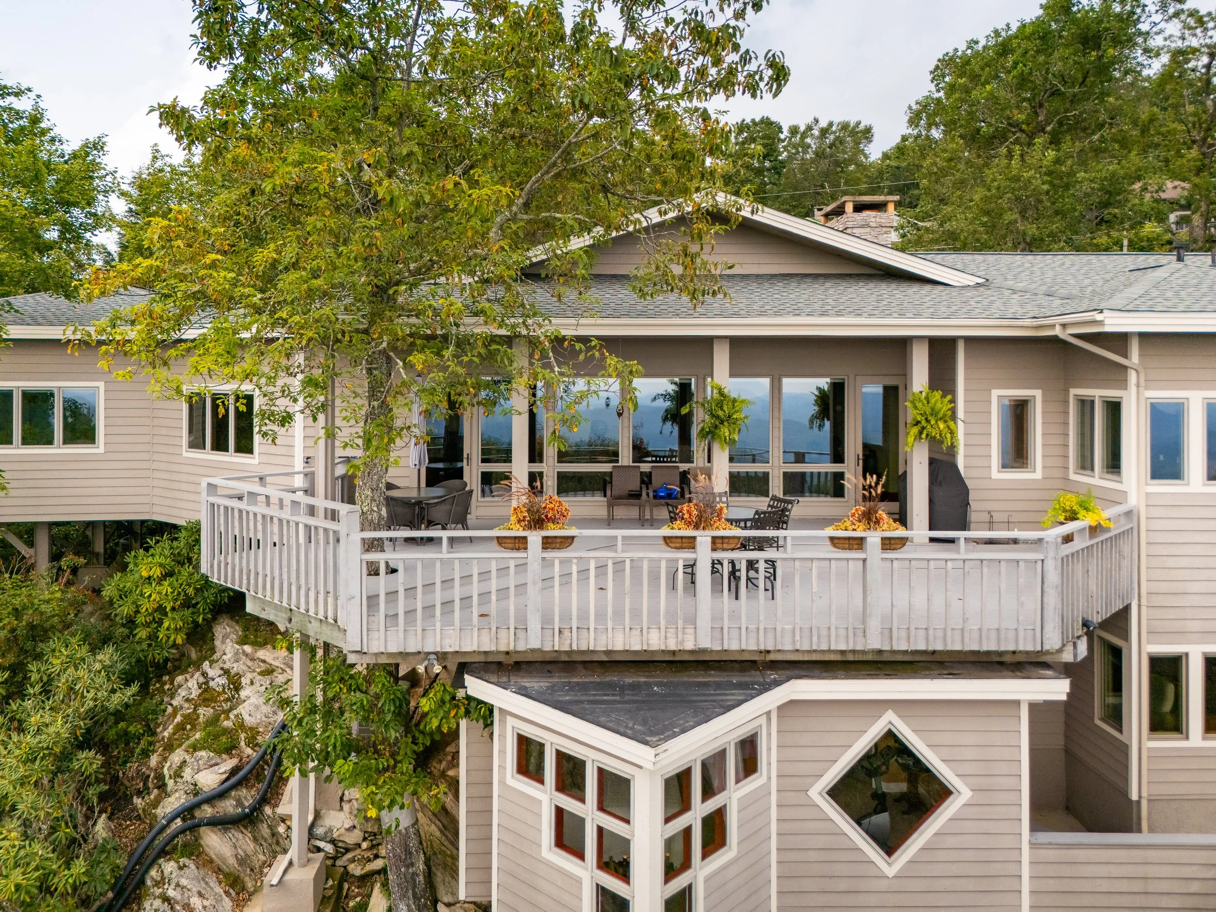 RBV-200 Longview Dr-81.jpg