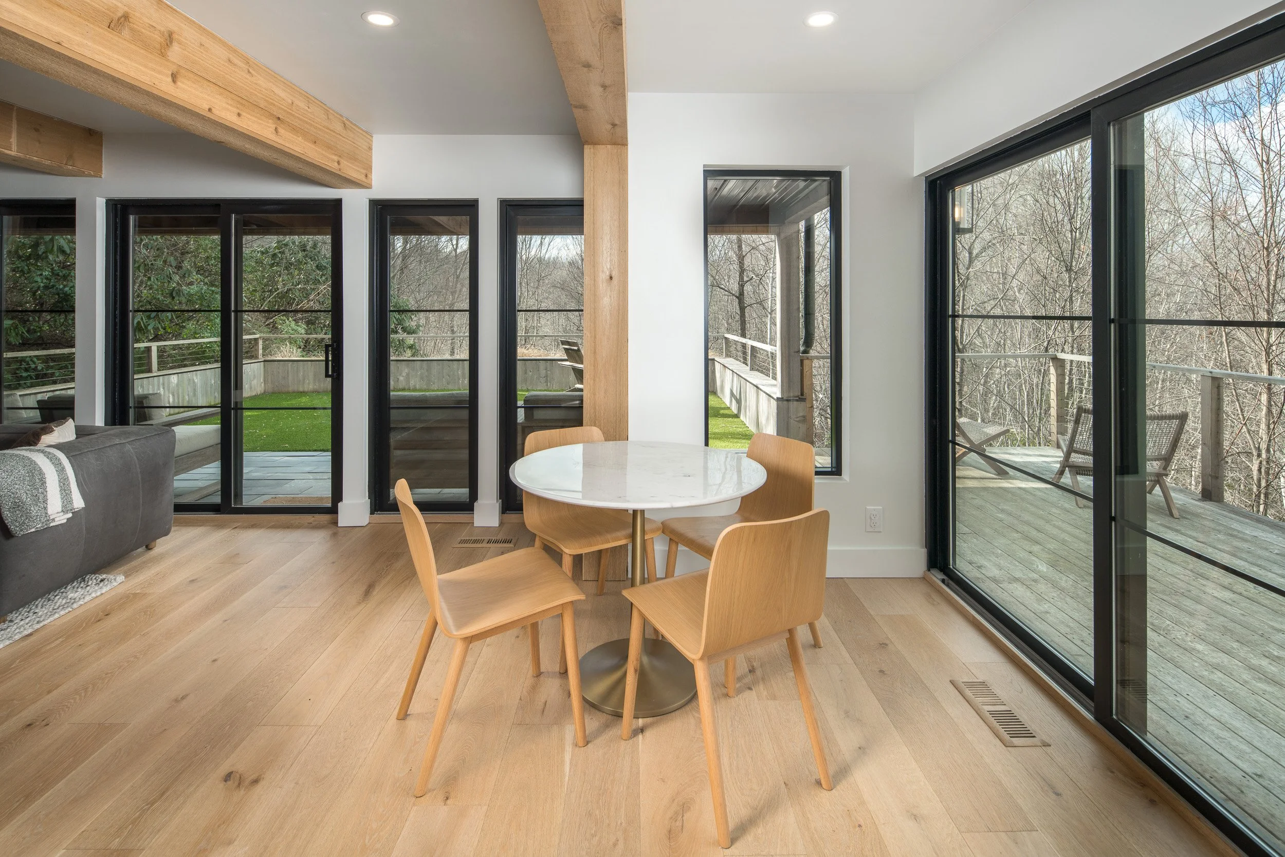 RBV-206 Tsisdva Ln-32.jpg