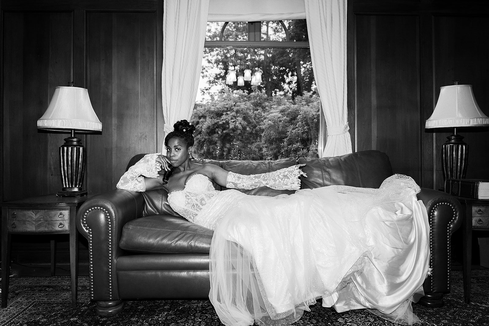 lace wedding dress with detachable sleeves