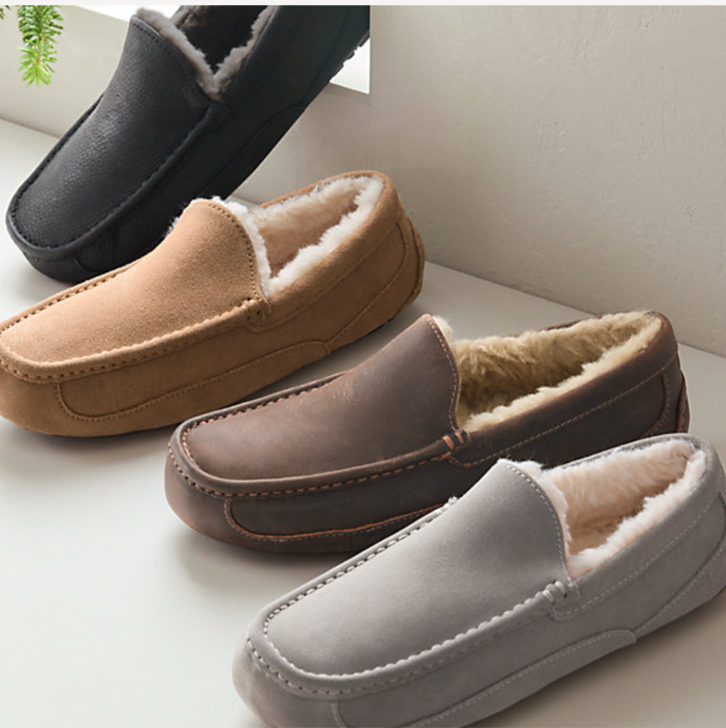 UGG Ascot slippers
