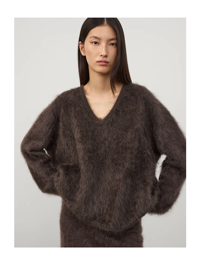 Lisa Yang brown brushed cashmere vneck sweater