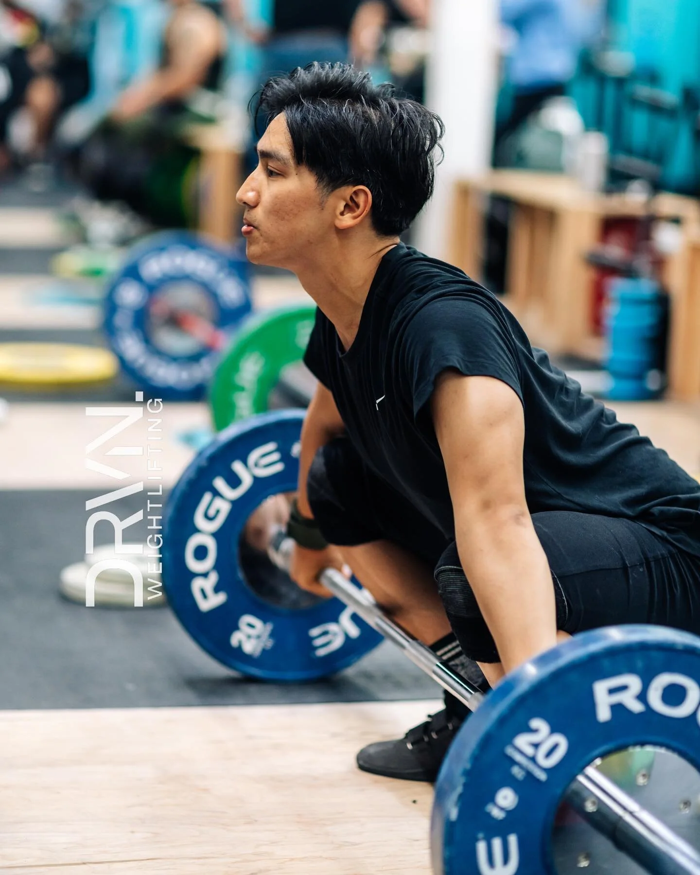 PR Machine. 

@vincenttjames in the back warming up for his daily PRs.