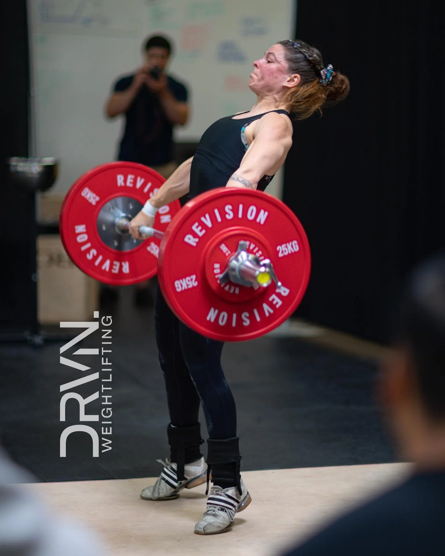 Keep your friends close but the bar closer. 

@jord_oftherings 75kg snatch attempt.
