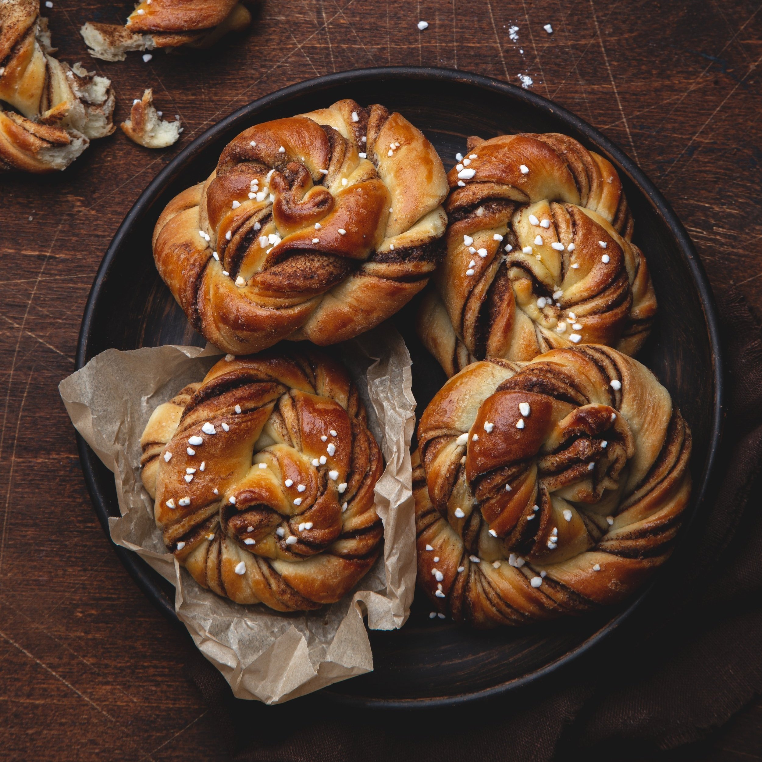 Cardamom+buns.jpg