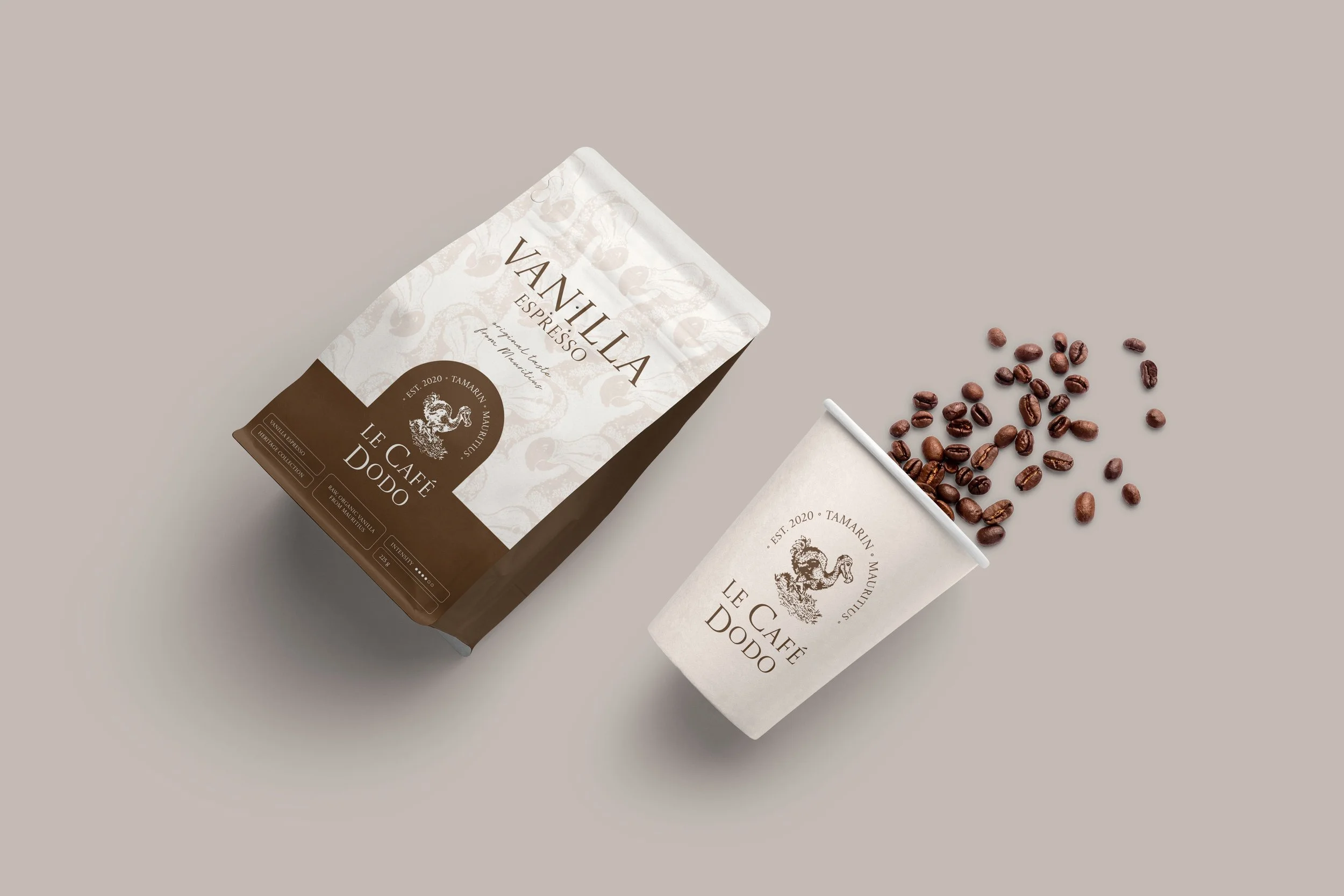 Dodo Café-Mockup-01.jpg