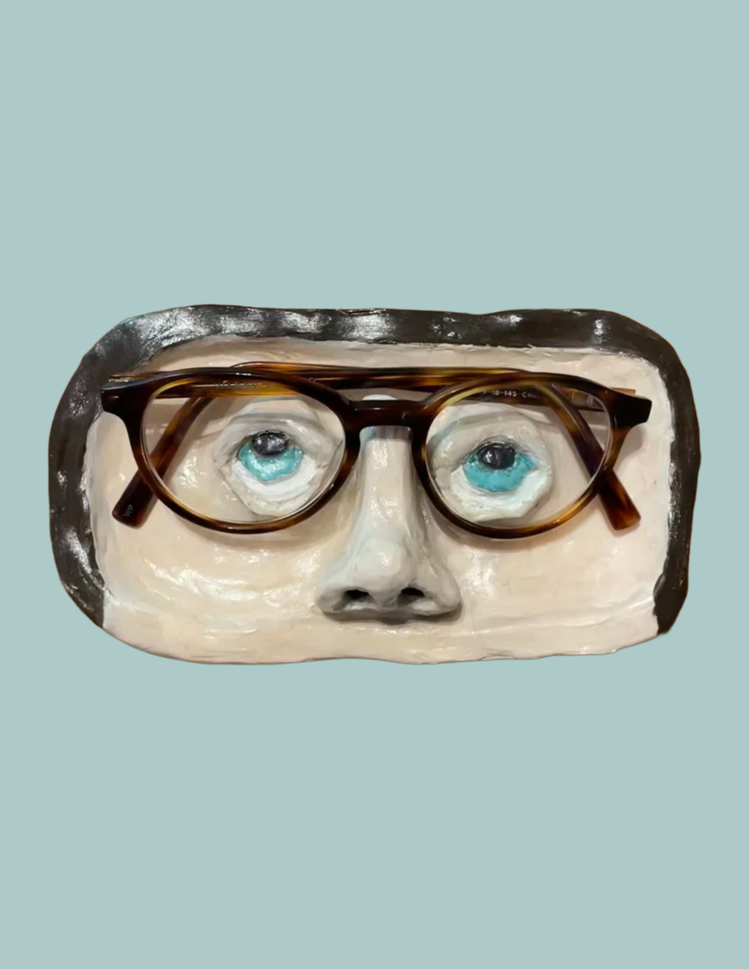 eyeglass tray.png