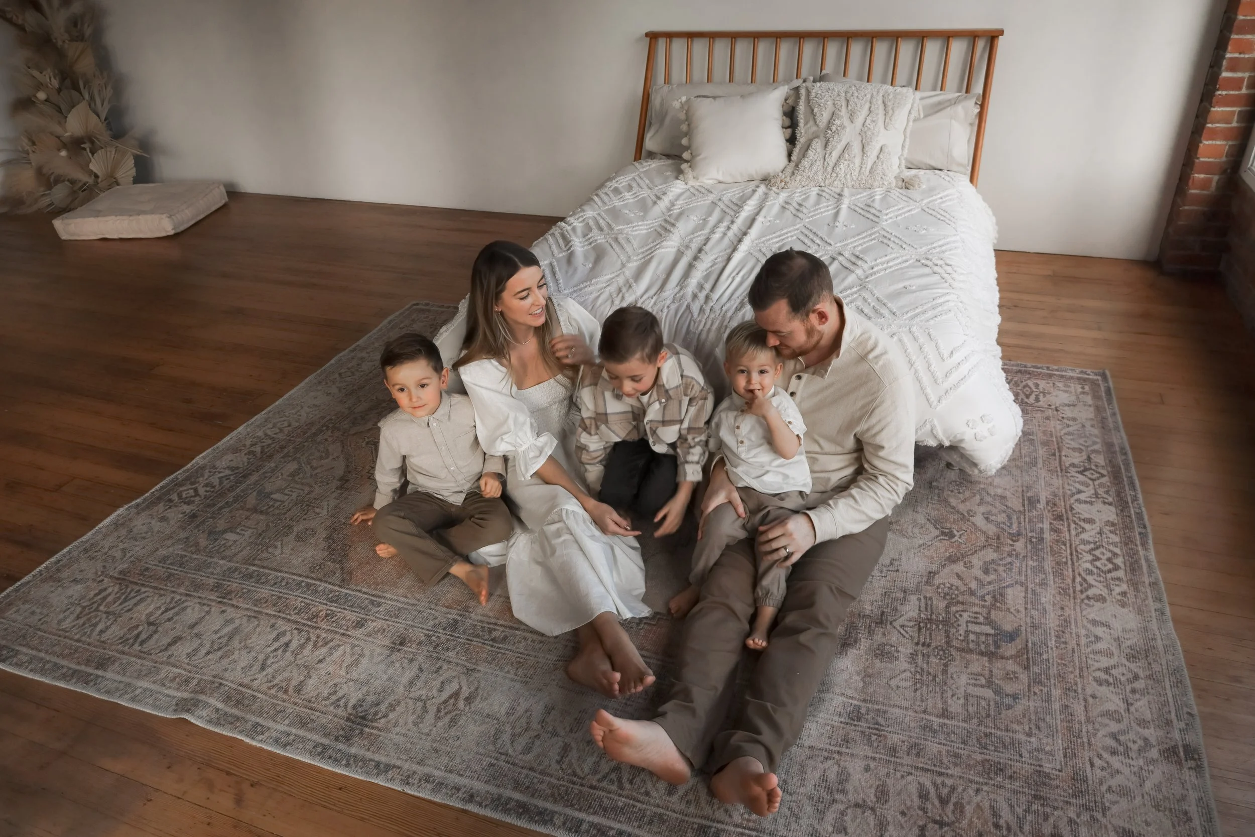 Indie Studio-Family-Photos-Lindsay-Andrilla-Photography-Seattle-Family-Photographer-6741.jpeg