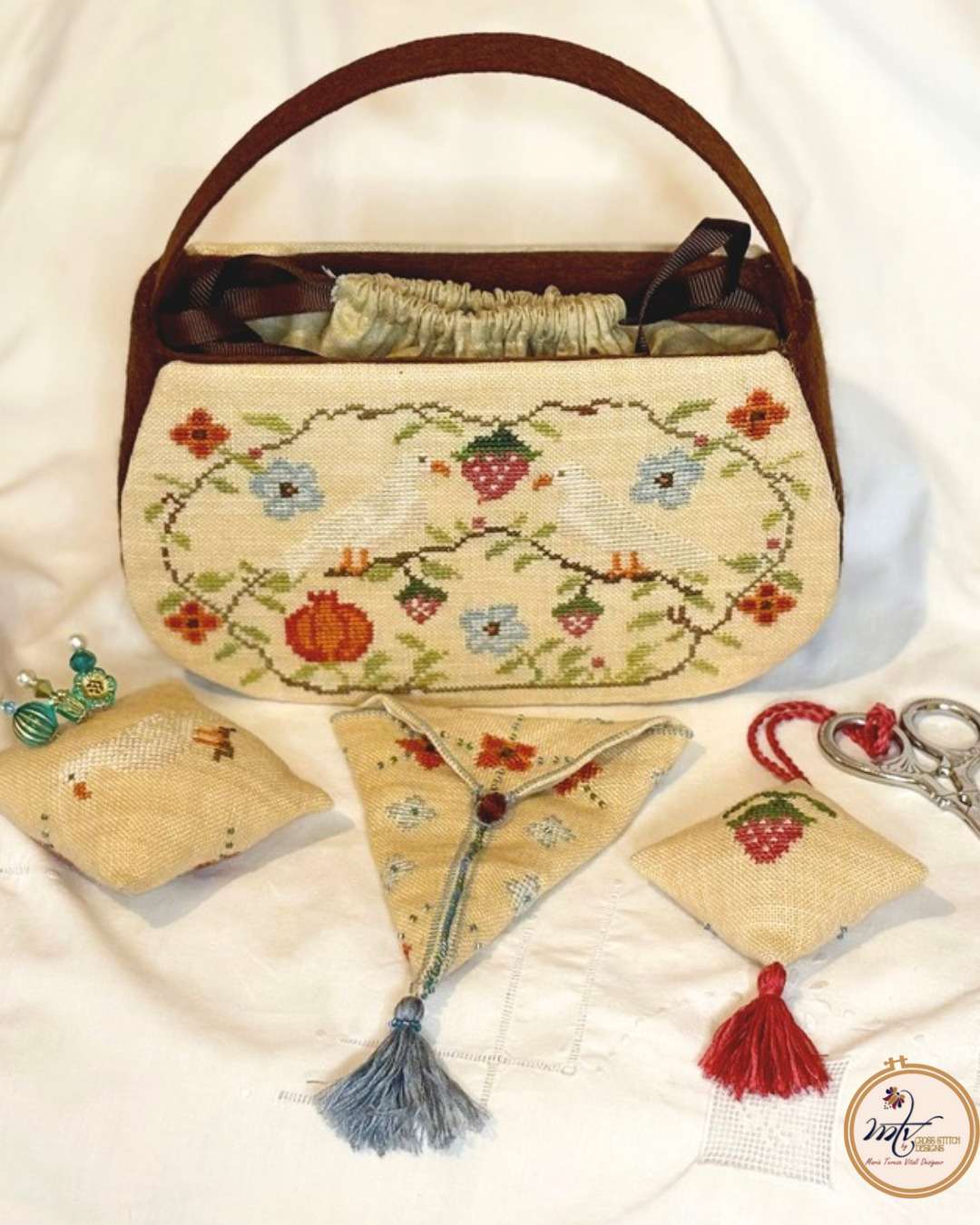 Eden Purse & Sewing Set
