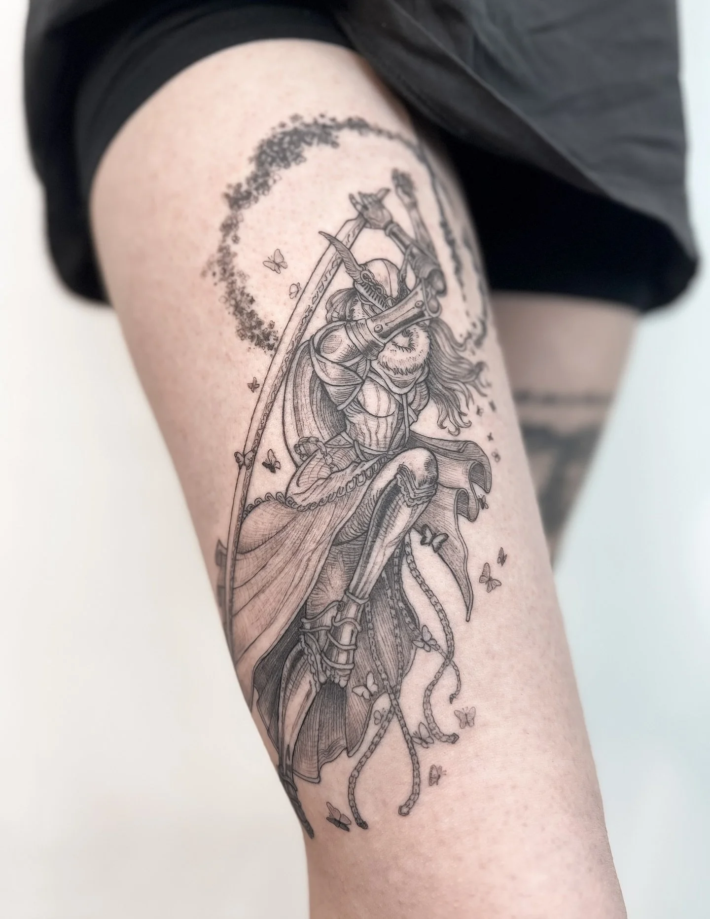 Another game piece from Elder Ring.
The manga week is coming&hellip;.
..
.
#medussatattoostudio
#medussatattoostudiolondon
#fernandonunestattooist #dotworktattoo  #blackworktattoo #lineworktattoo #linework #girlswithtattoos #guyswithtattoos #tattoo #