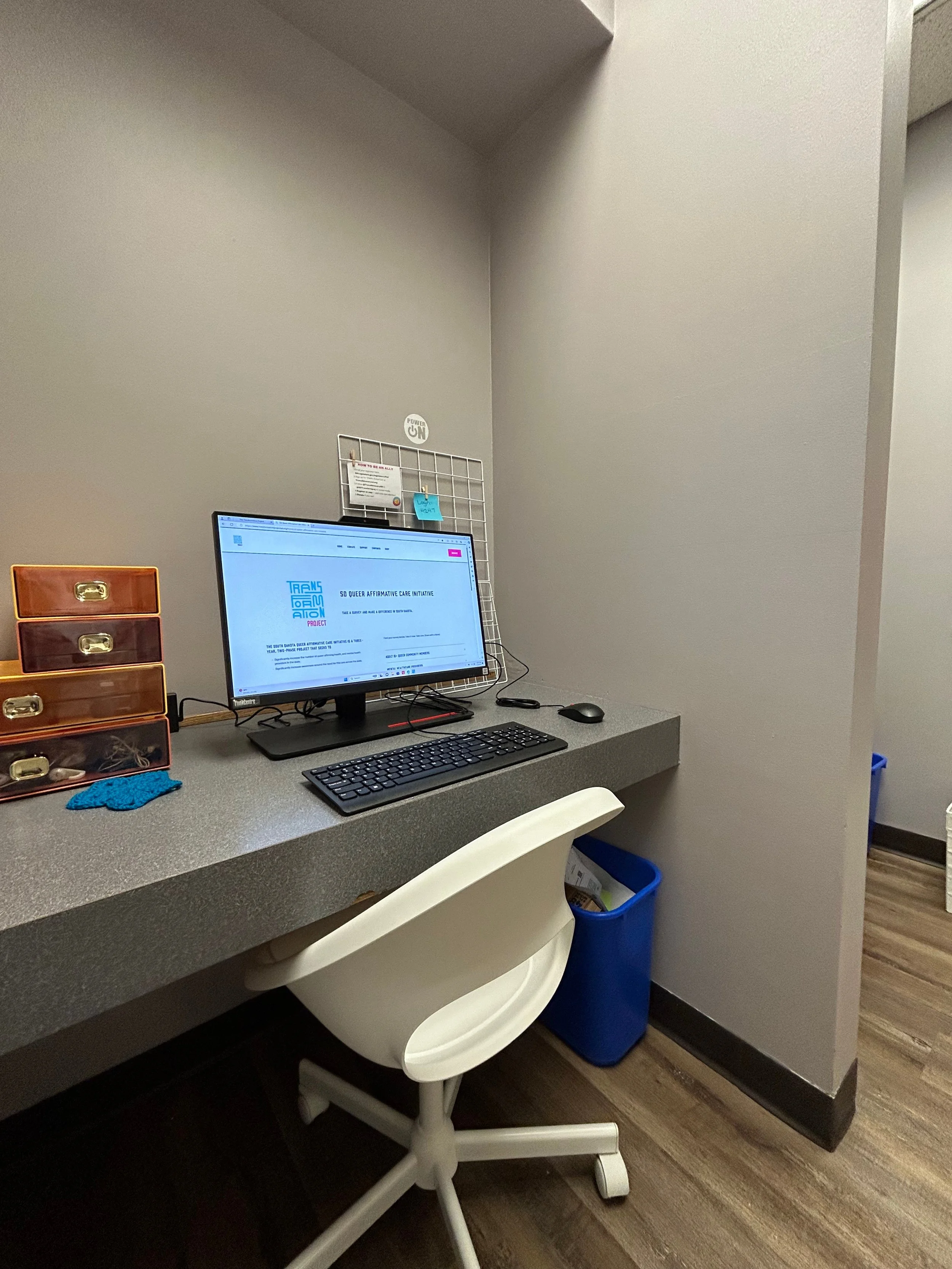 study-station-computer.jpg