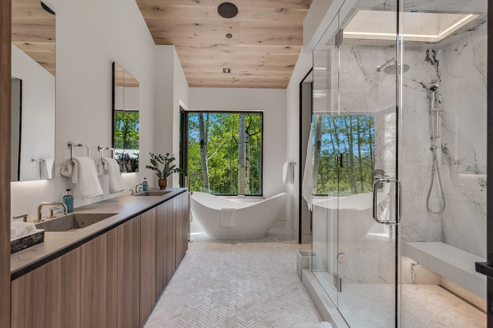 31_231_Maple_Ridge031_mls.jpg