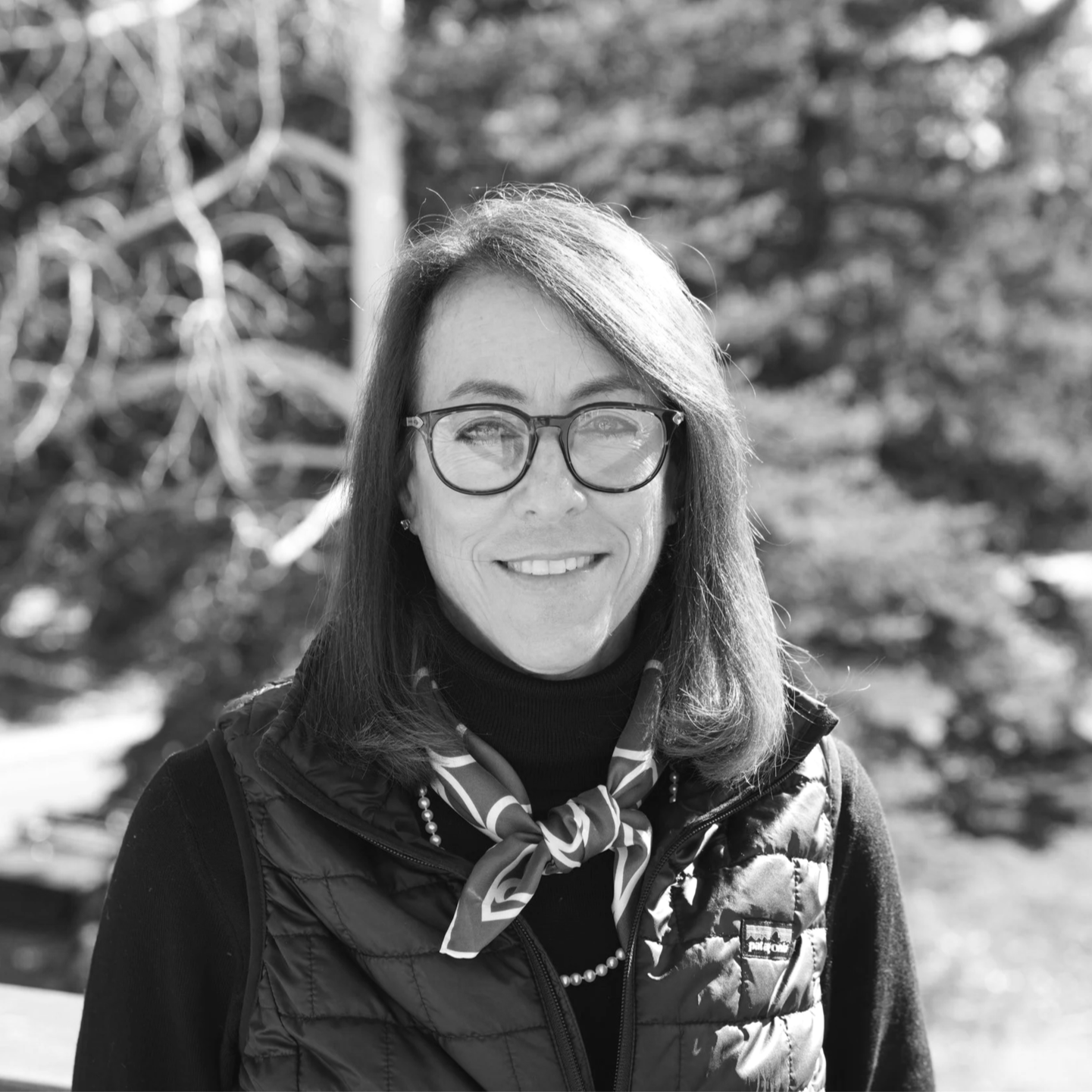 Lisa Stephen OFFICE AND HR MANAGER