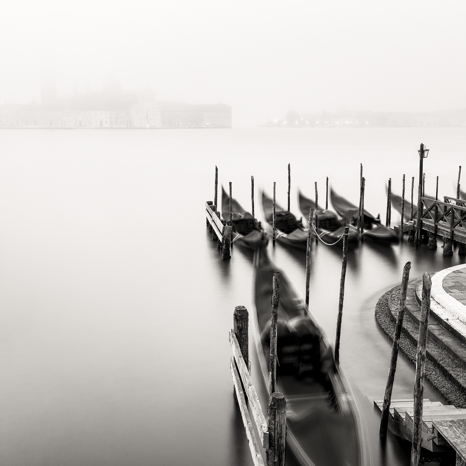 CORNER PARKING.1500PX-GR.png