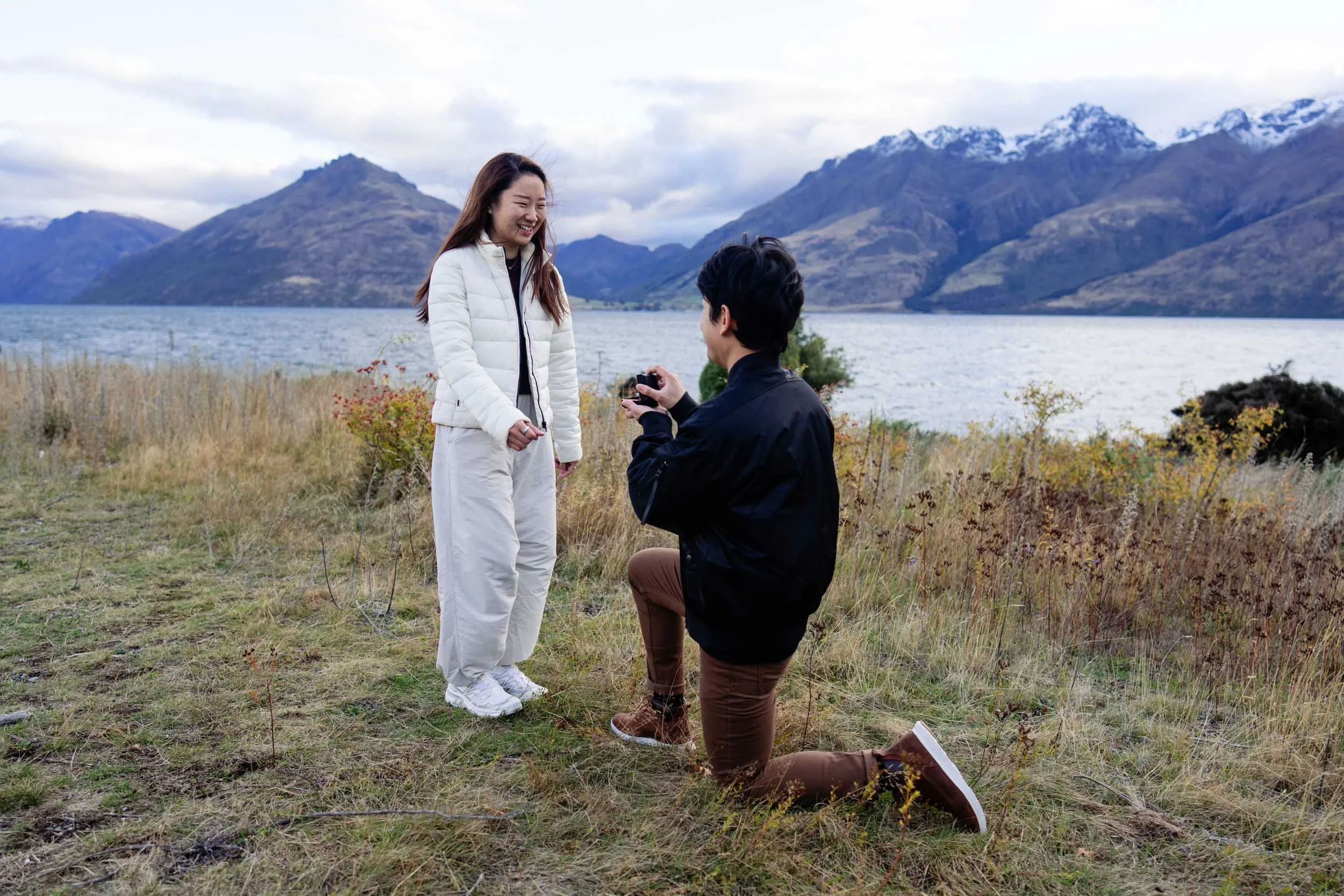 surprise-proposal-jacks-point-wedding-queenstown-1528.jpg