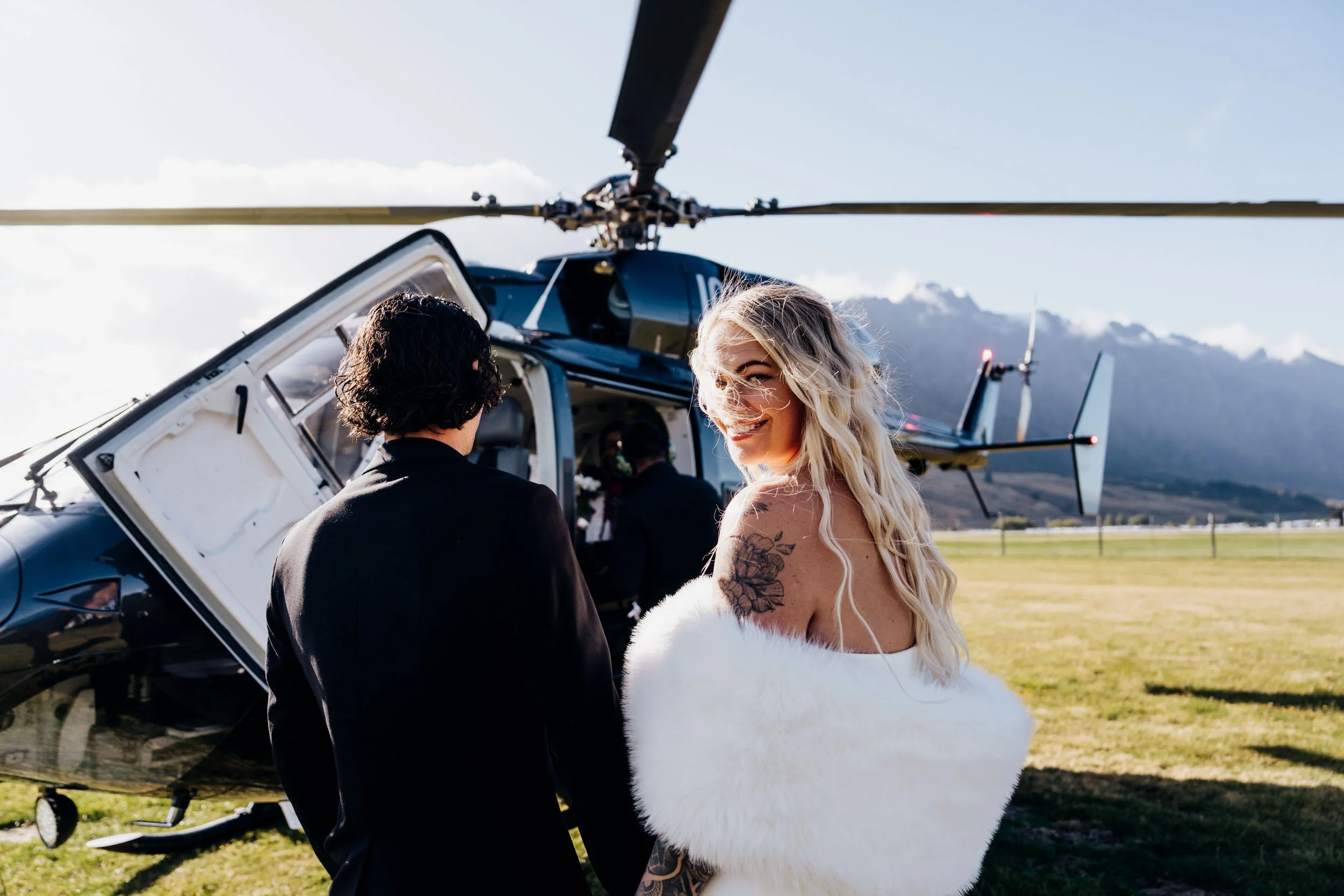 bride-groom-helicopter-elopement-wedding-queenstown-0887.jpg