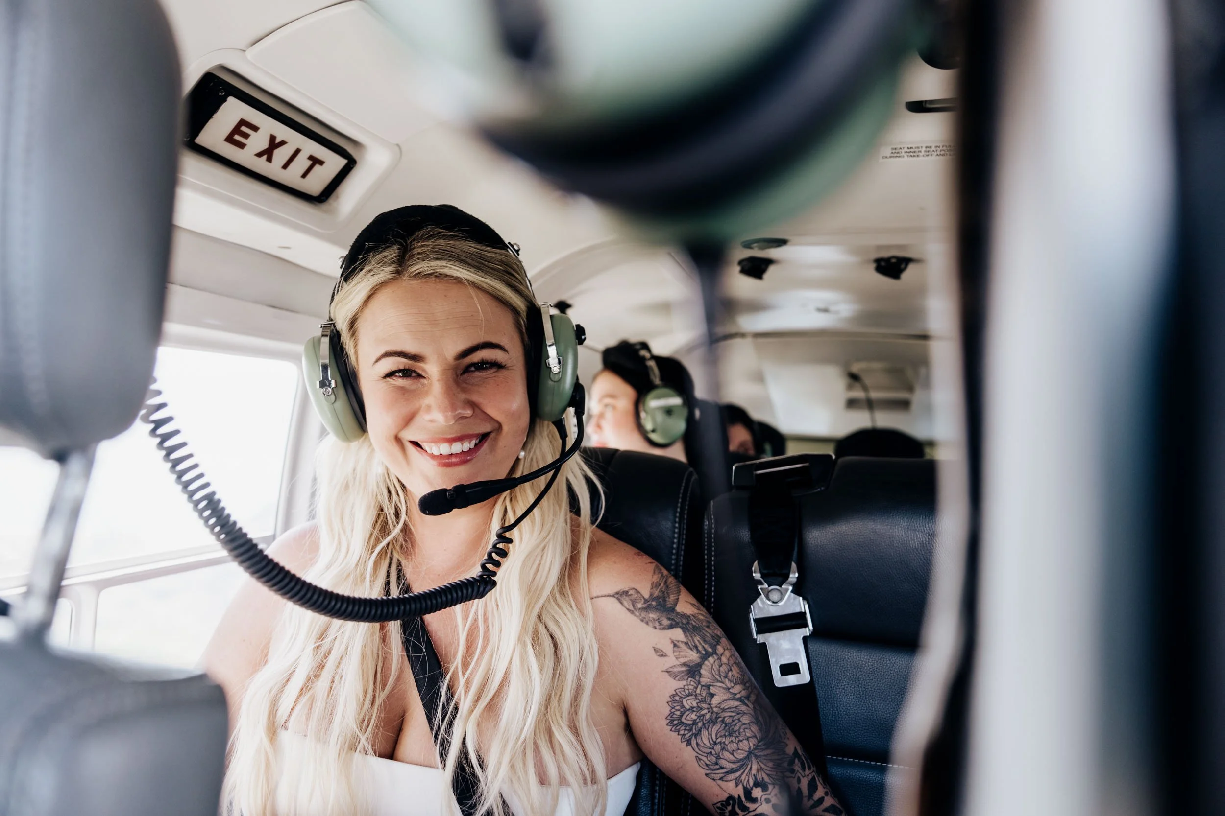 bride-groom-helicopter-elopement-wedding-queenstown-0927.jpg