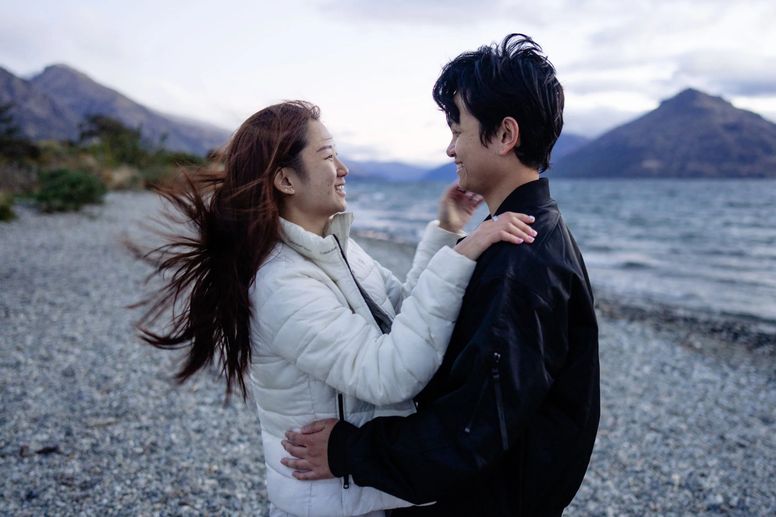 surprise-proposal-jacks-point-wedding-queenstown-9787.jpg