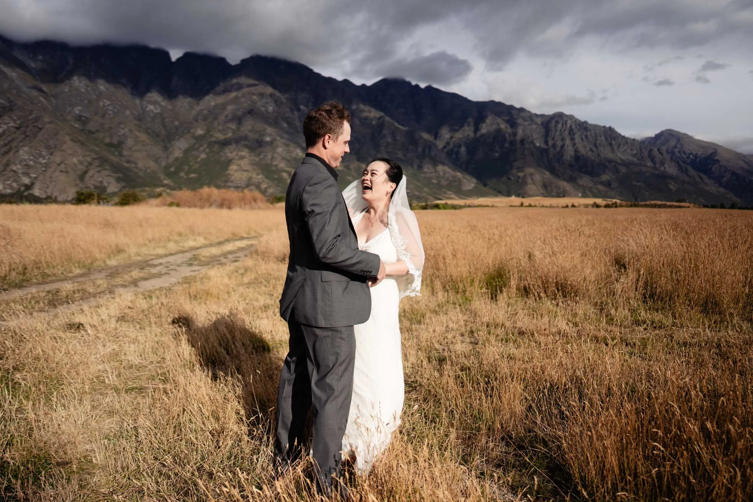 bride-groom-jacks-point-elopement-wedding-queenstown-7091.jpg