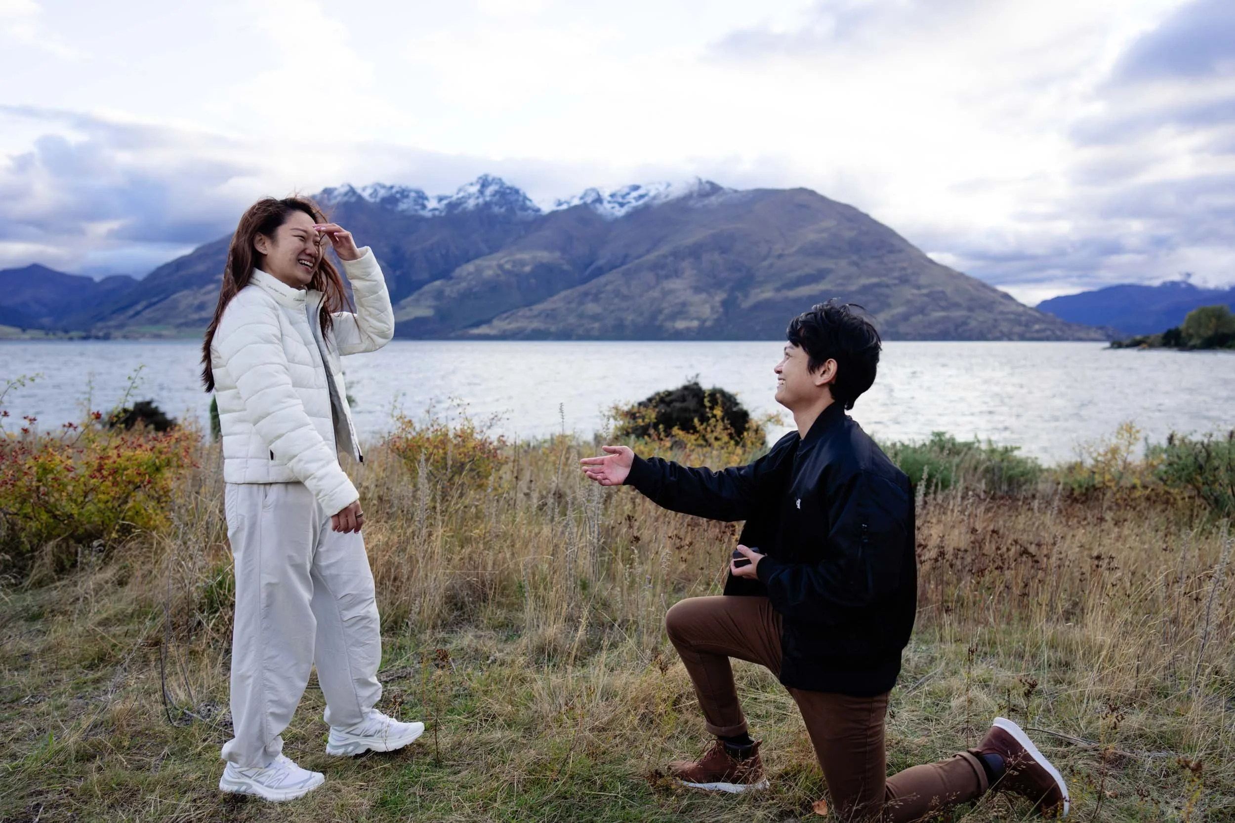 surprise-proposal-jacks-point-wedding-queenstown-1477.jpg