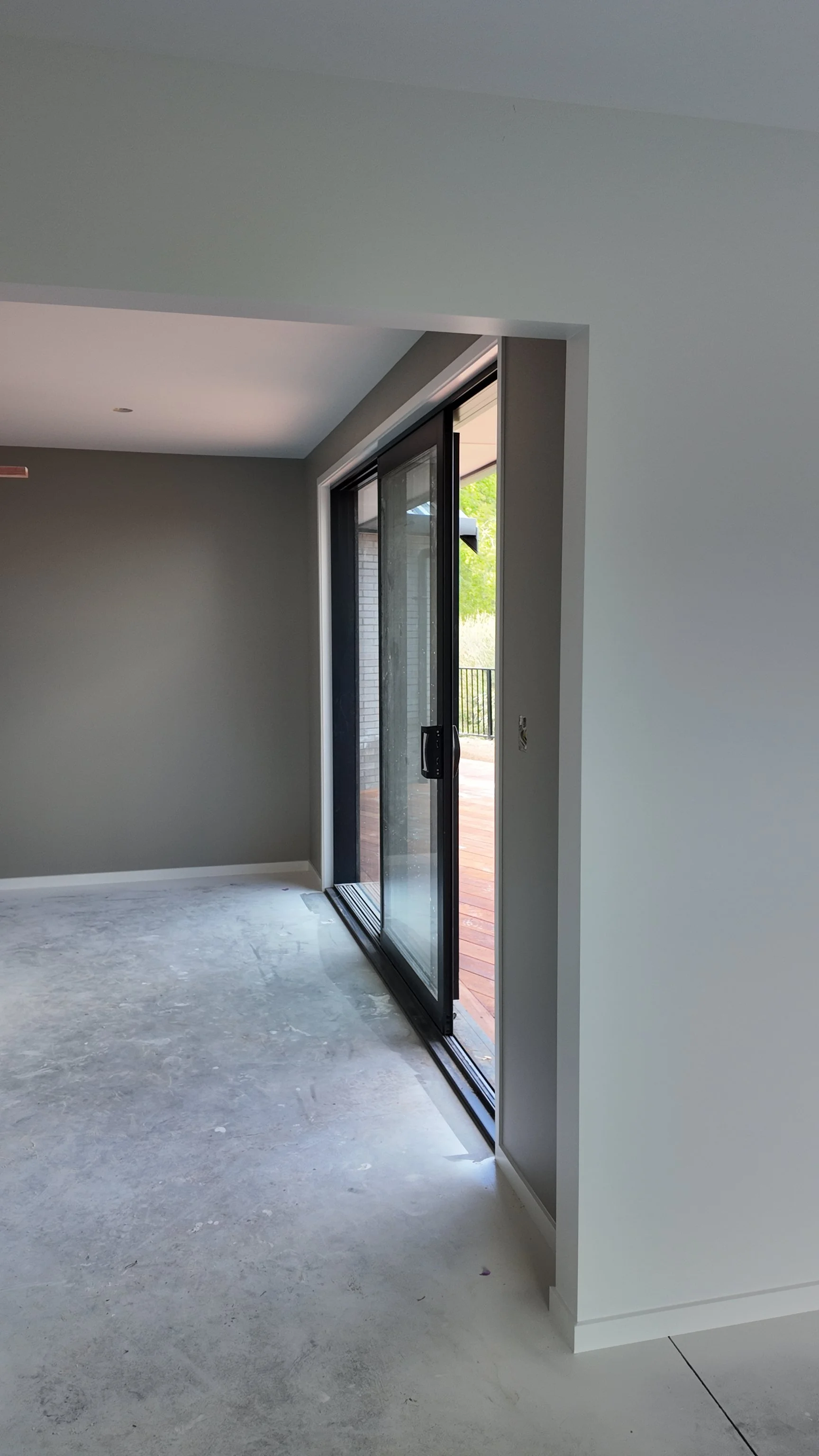 Second Lounge - Feature Wall Colour - Painting Complete