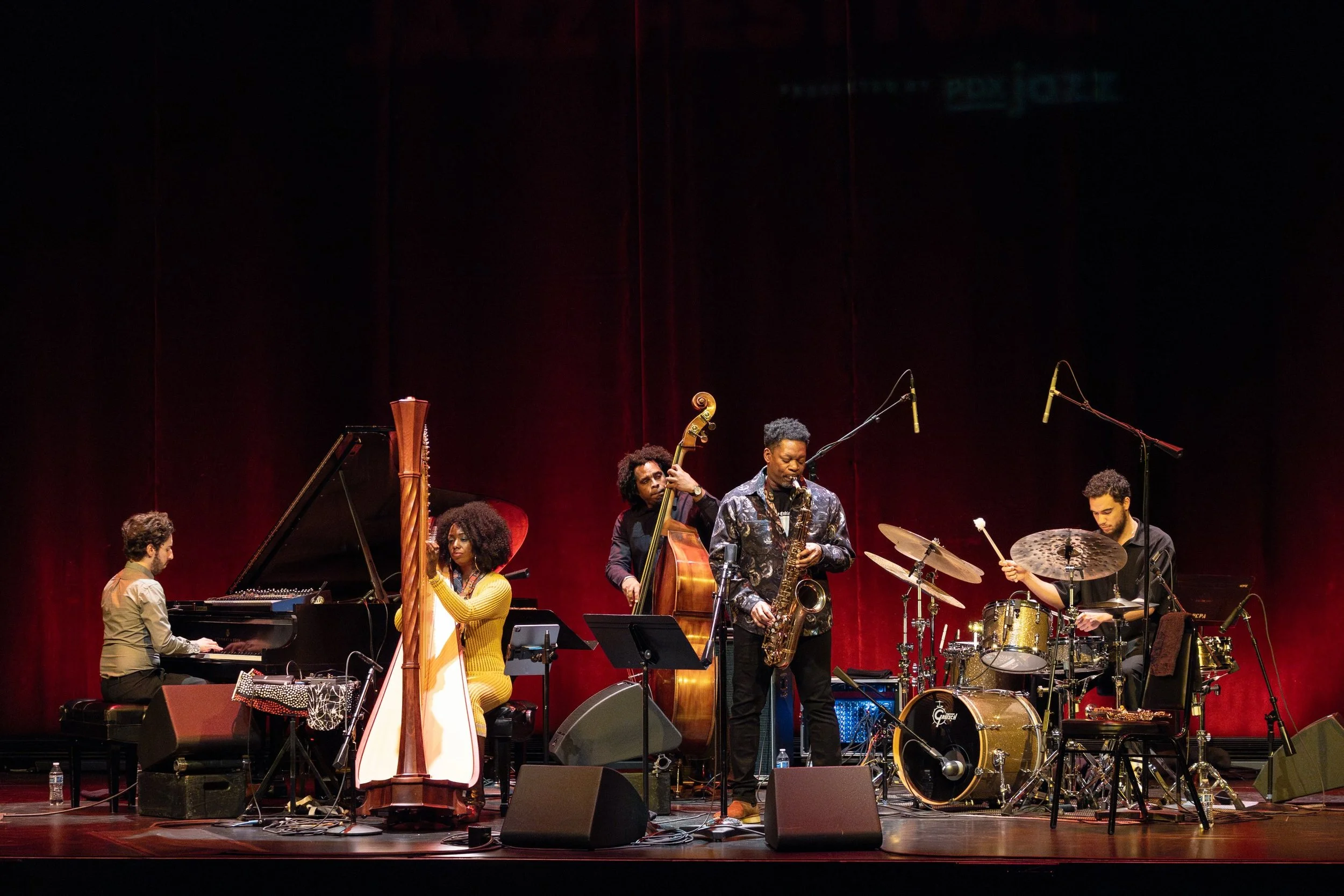 An unforgettable evening honoring Alice Coltrane&rsquo;s legacy with Ravi Coltrane (@ravicoltranemusic) and Brandee Younger (@harpista) at the Newmark Theatre (@newmark_theatre) in 2025.

📷 @simsshot