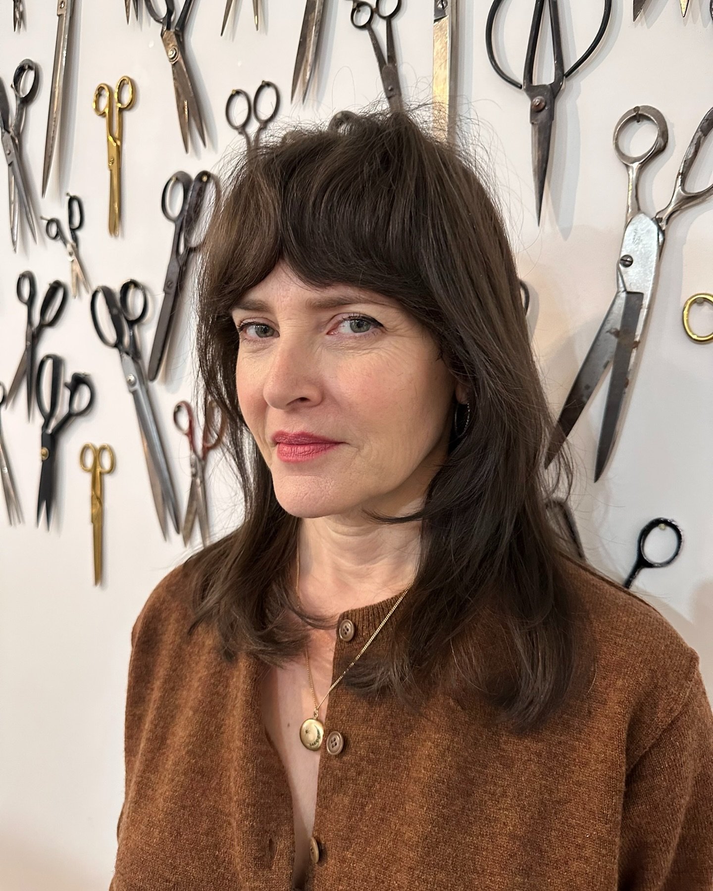 Hair dreams by @hair_dazedpdx 
✨✨✨
#bangs #portlandsalon #pdxhairsalon #portlandstylist