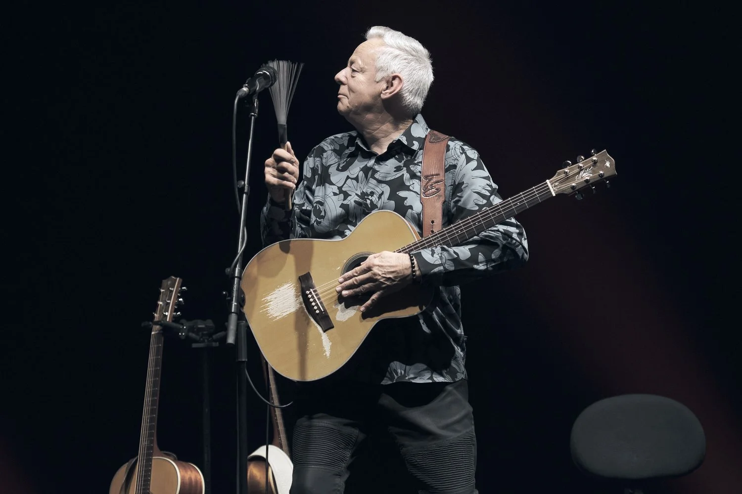 ISP230528_Tommy+Emmanuel_Hamer+Hall_4533.jpg