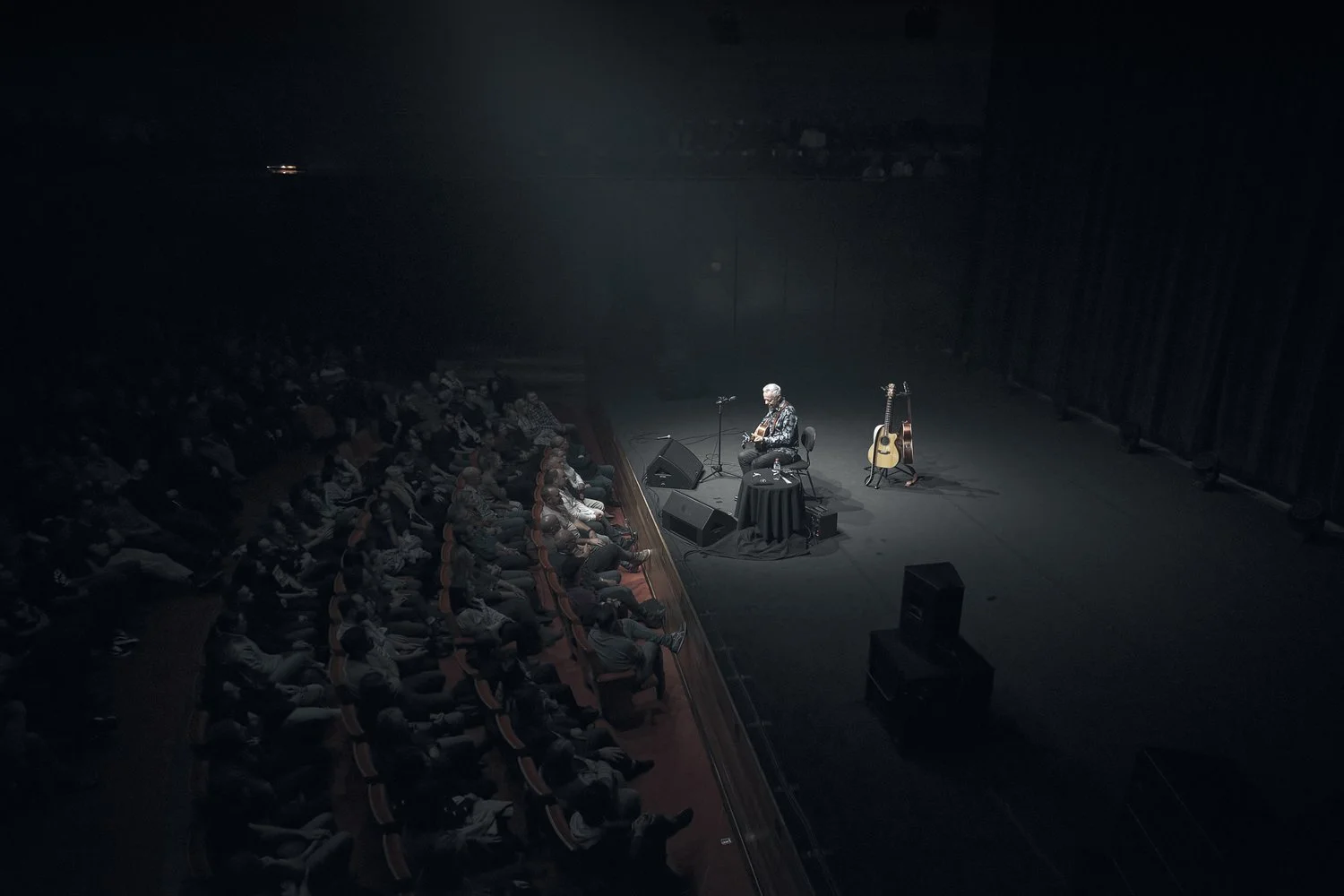 ISP230528_Tommy+Emmanuel_Hamer+Hall_5816+3.jpg