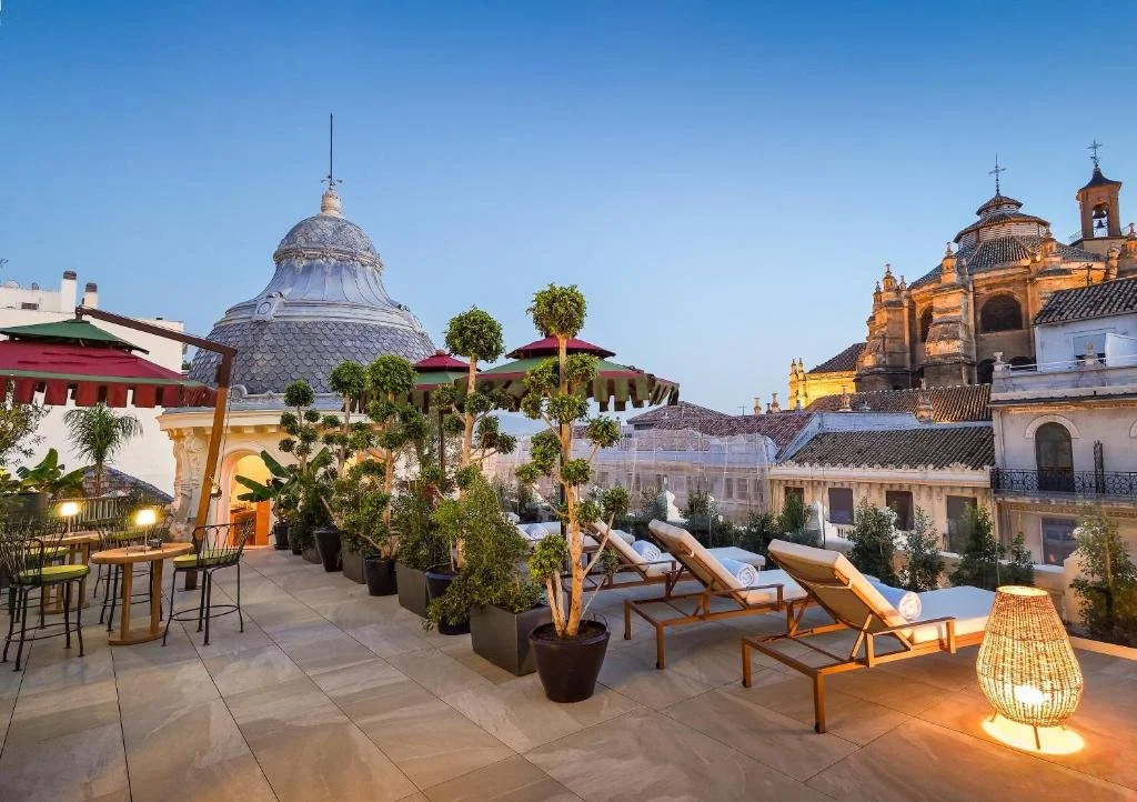 Best Hotels in Granada (2026): A Luxury Guide to Where to Stay